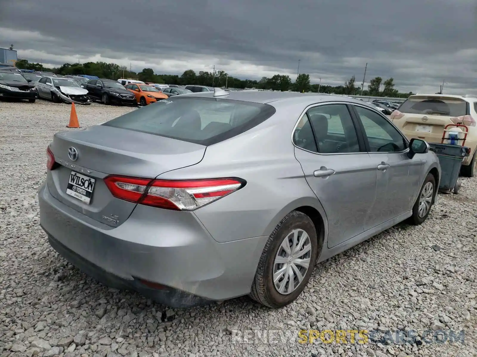 4 Photograph of a damaged car 4T1C31AK5LU523601 TOYOTA CAMRY 2020