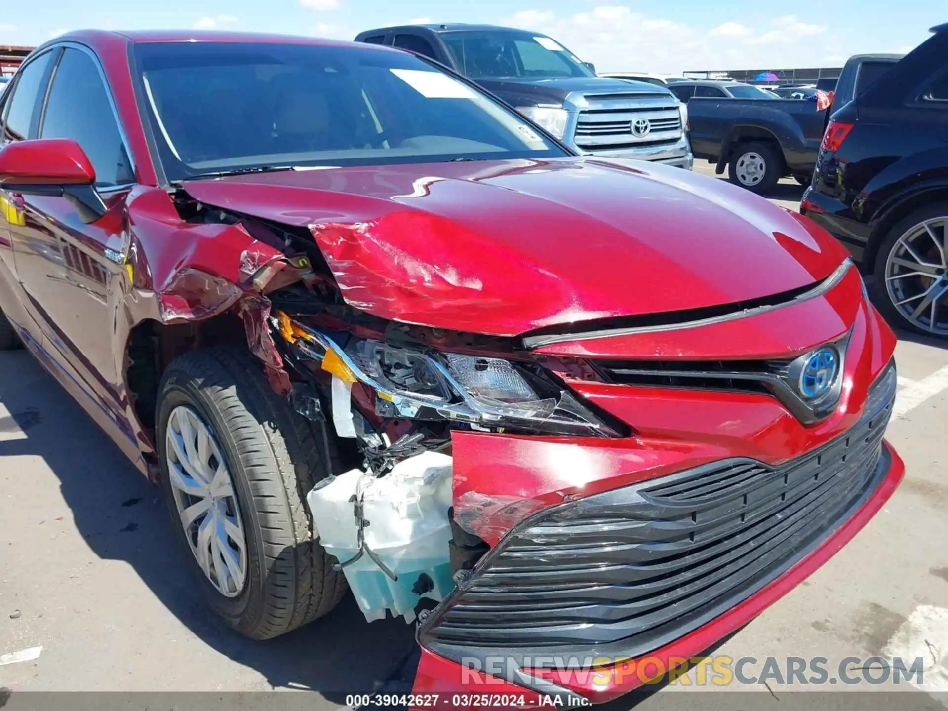 17 Photograph of a damaged car 4T1C31AK5LU524344 TOYOTA CAMRY 2020