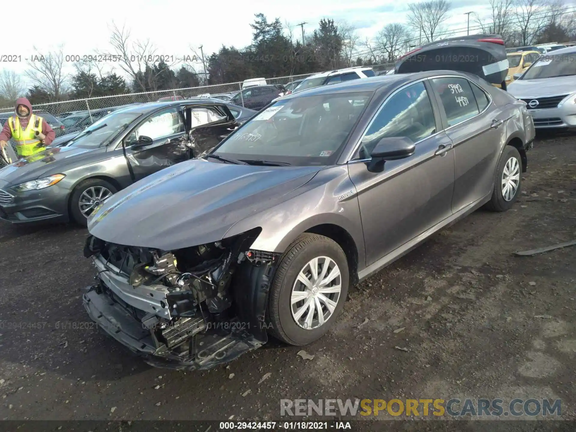 2 Photograph of a damaged car 4T1C31AK5LU529558 TOYOTA CAMRY 2020