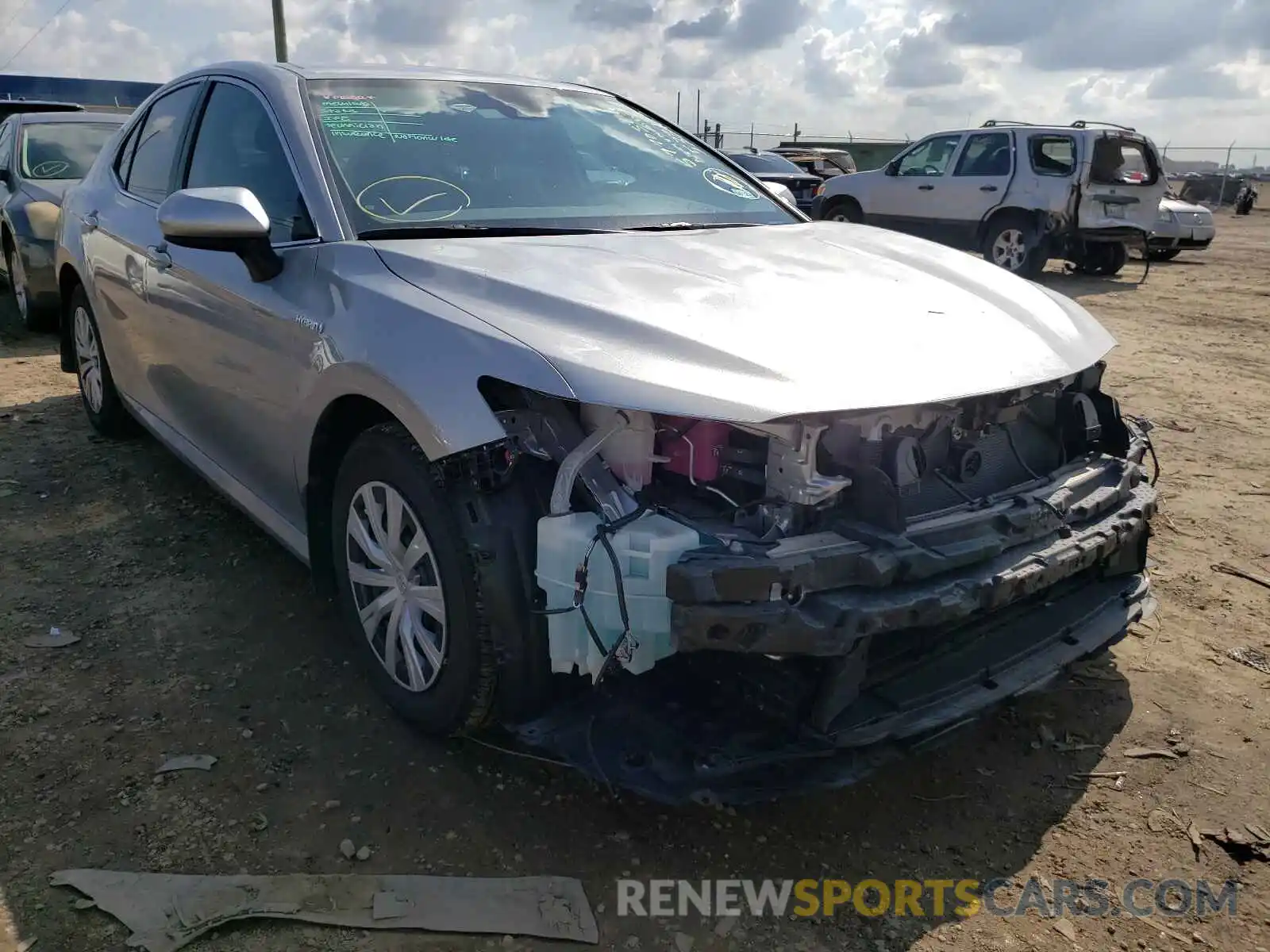 1 Photograph of a damaged car 4T1C31AK5LU533125 TOYOTA CAMRY 2020