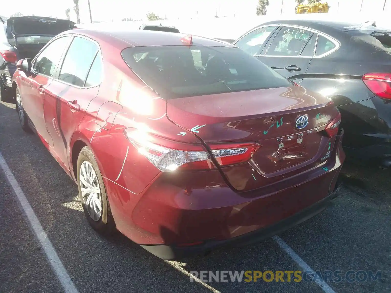 3 Photograph of a damaged car 4T1C31AK5LU534548 TOYOTA CAMRY 2020