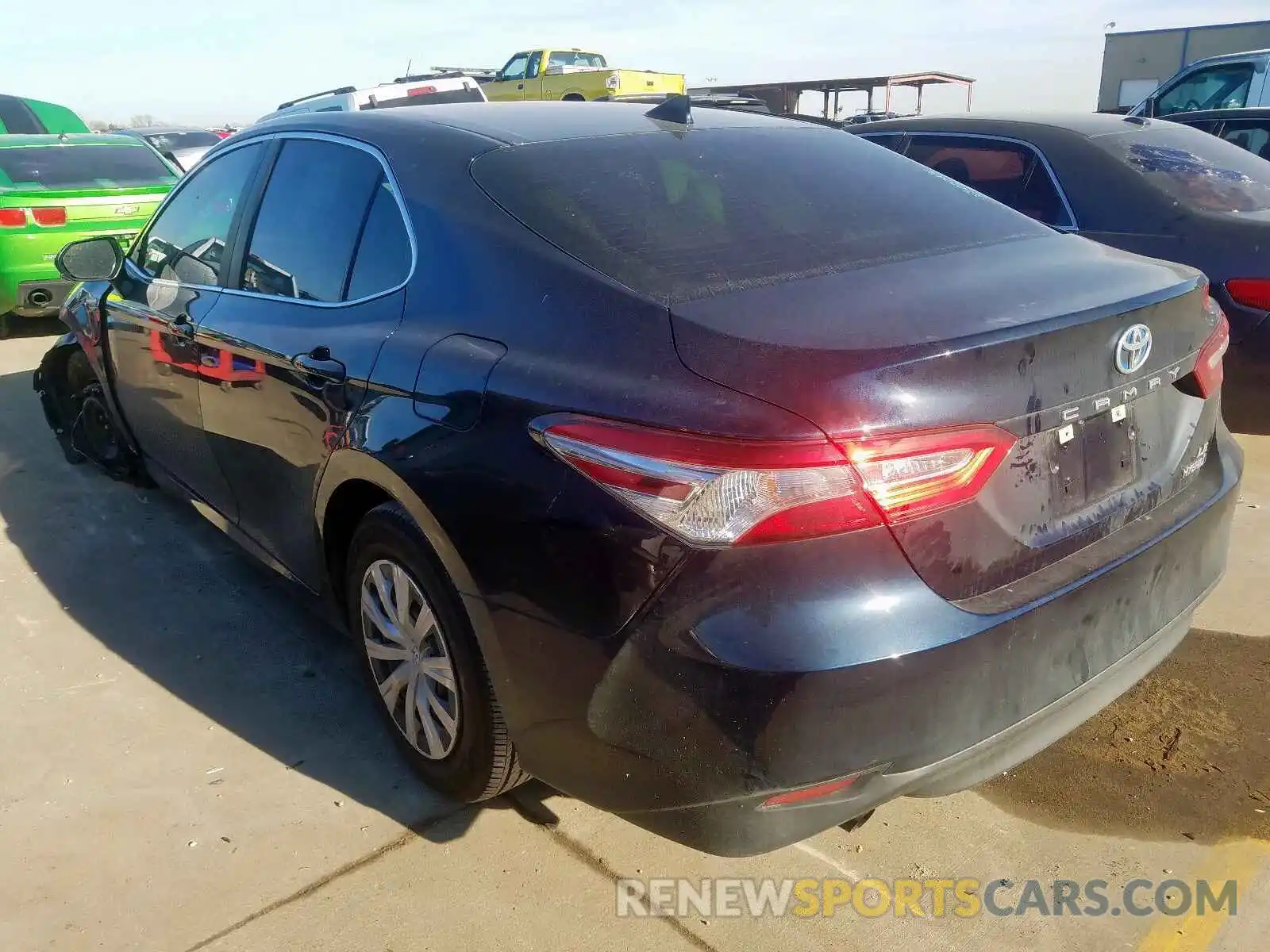 3 Photograph of a damaged car 4T1C31AK6LU519203 TOYOTA CAMRY 2020