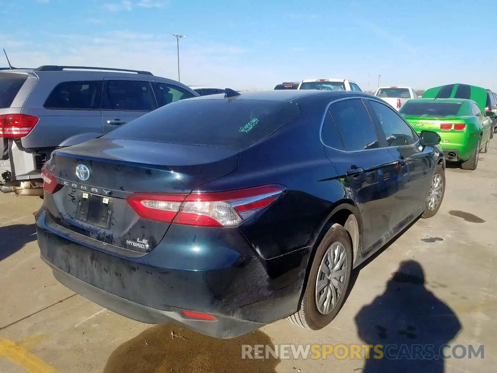 4 Photograph of a damaged car 4T1C31AK6LU519203 TOYOTA CAMRY 2020