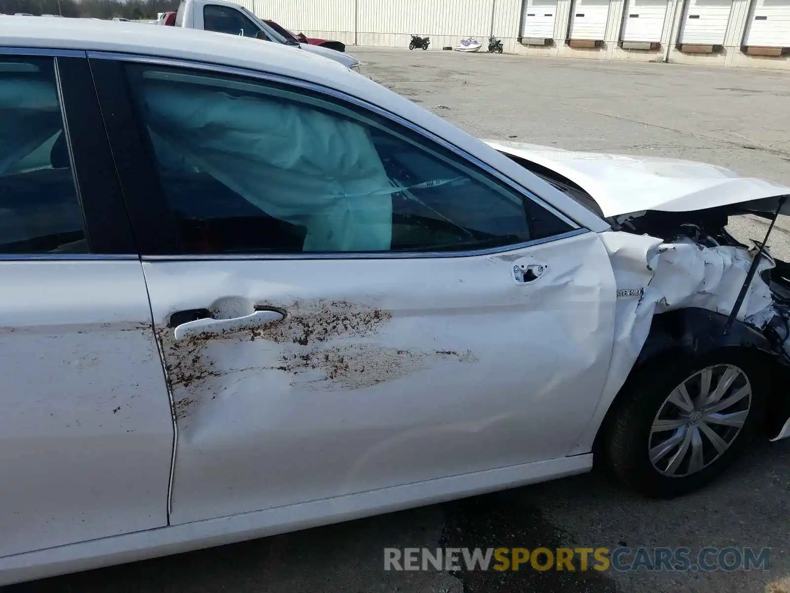 5 Photograph of a damaged car 4T1C31AK6LU527298 TOYOTA CAMRY 2020