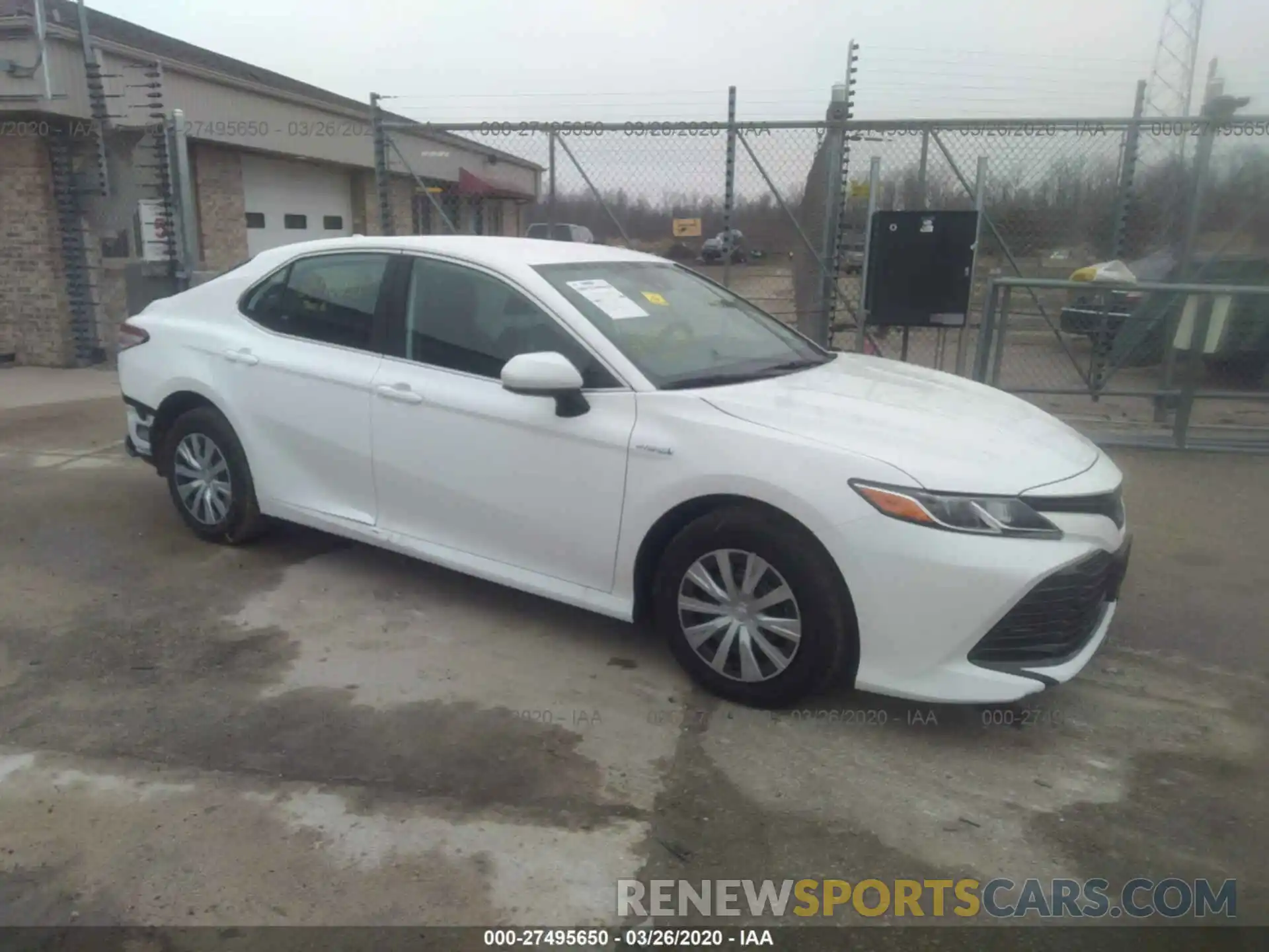 1 Photograph of a damaged car 4T1C31AK6LU528290 TOYOTA CAMRY 2020