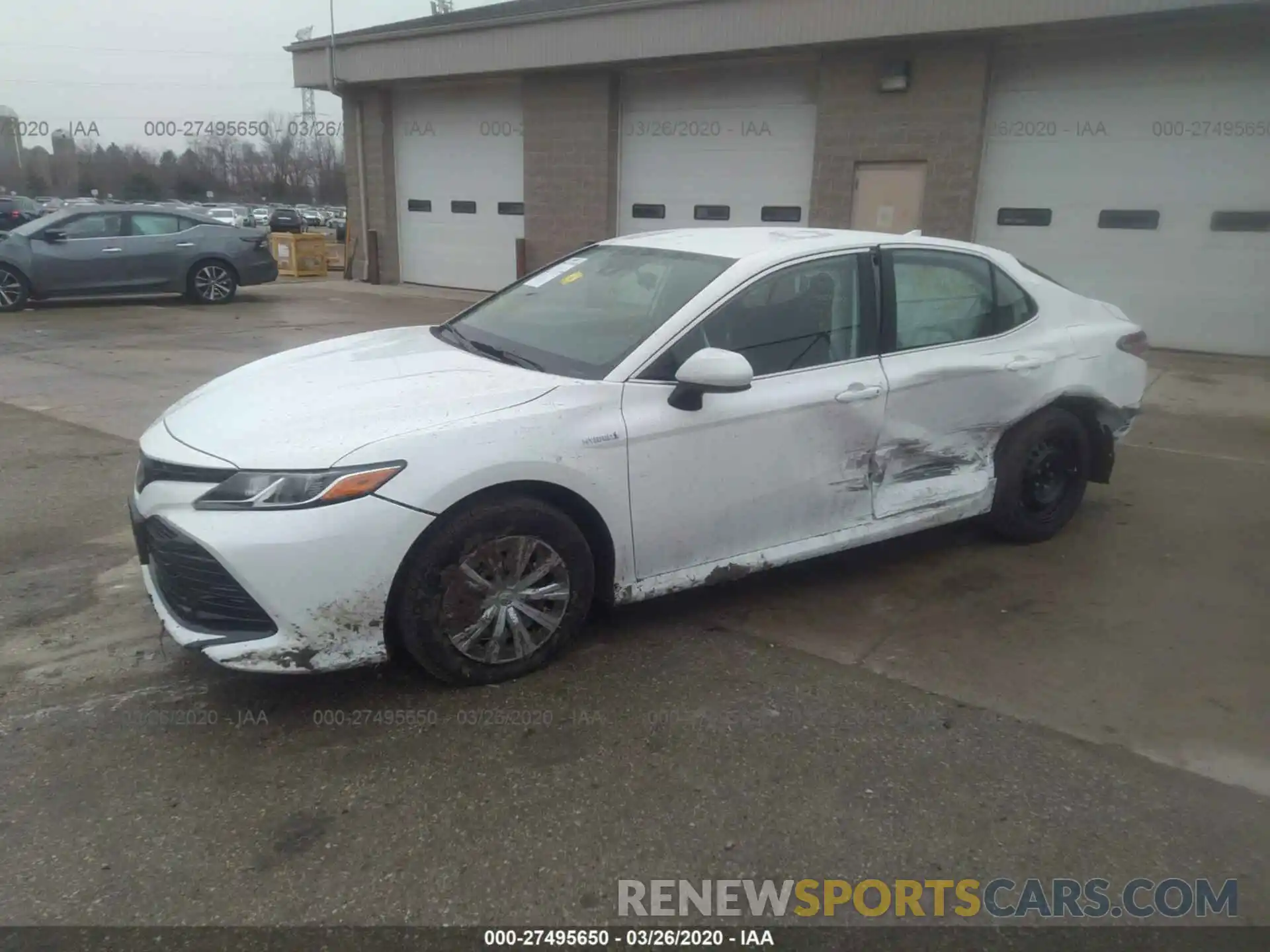 2 Photograph of a damaged car 4T1C31AK6LU528290 TOYOTA CAMRY 2020