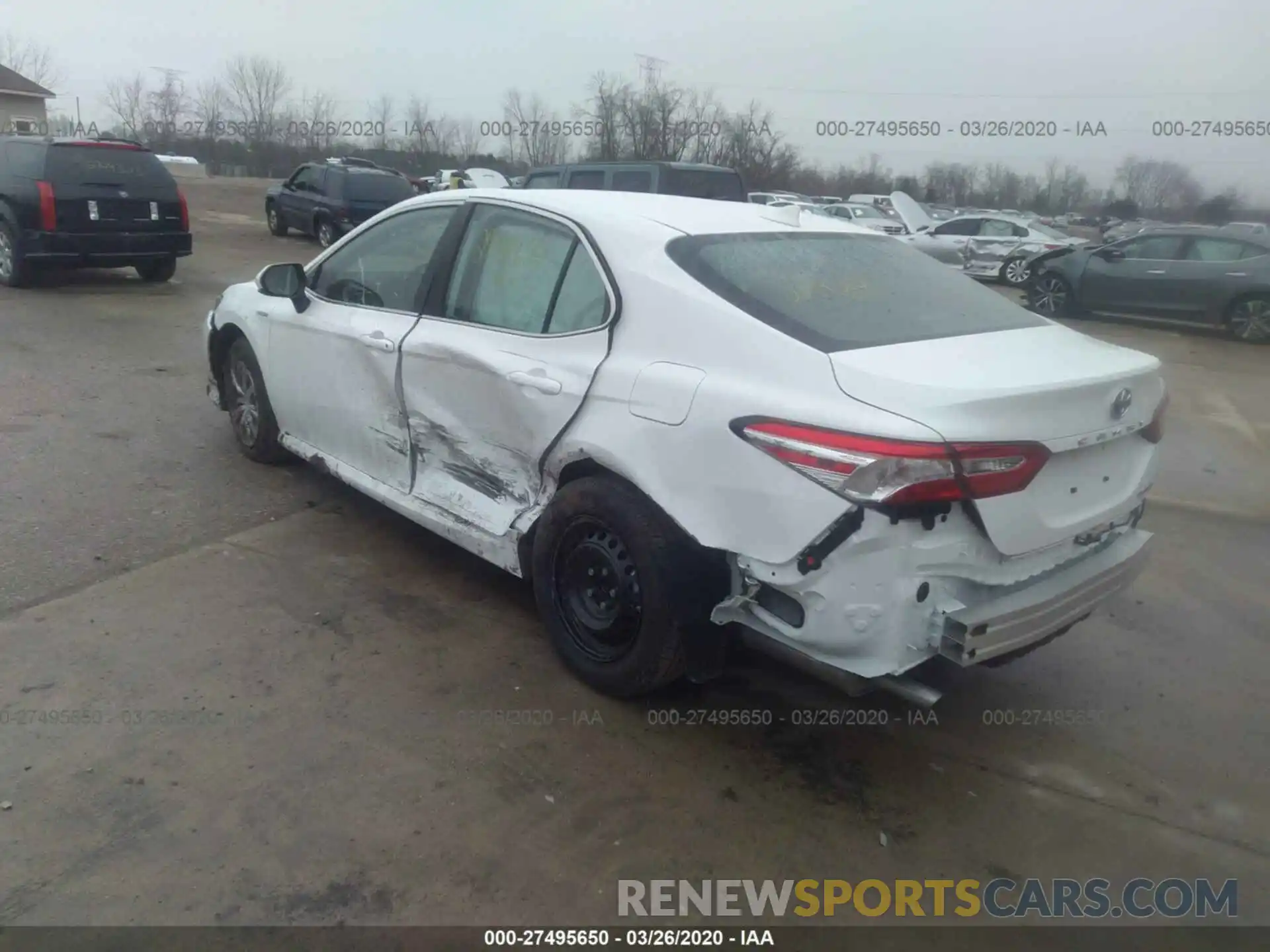 3 Photograph of a damaged car 4T1C31AK6LU528290 TOYOTA CAMRY 2020