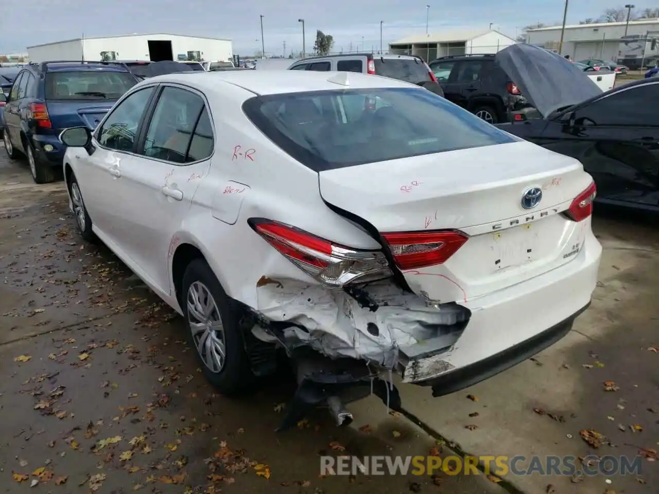 3 Photograph of a damaged car 4T1C31AK6LU534459 TOYOTA CAMRY 2020