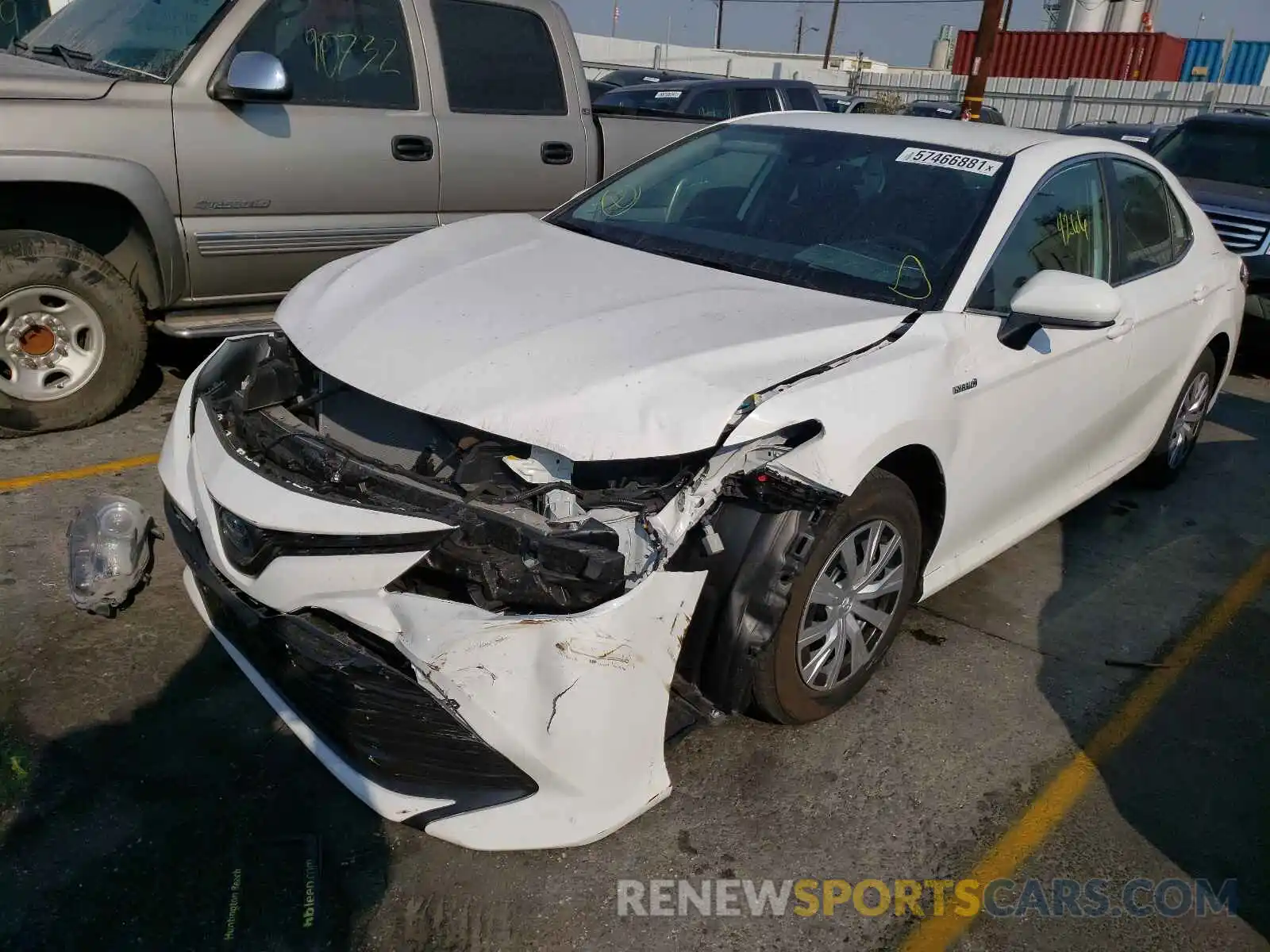 2 Photograph of a damaged car 4T1C31AK6LU537488 TOYOTA CAMRY 2020