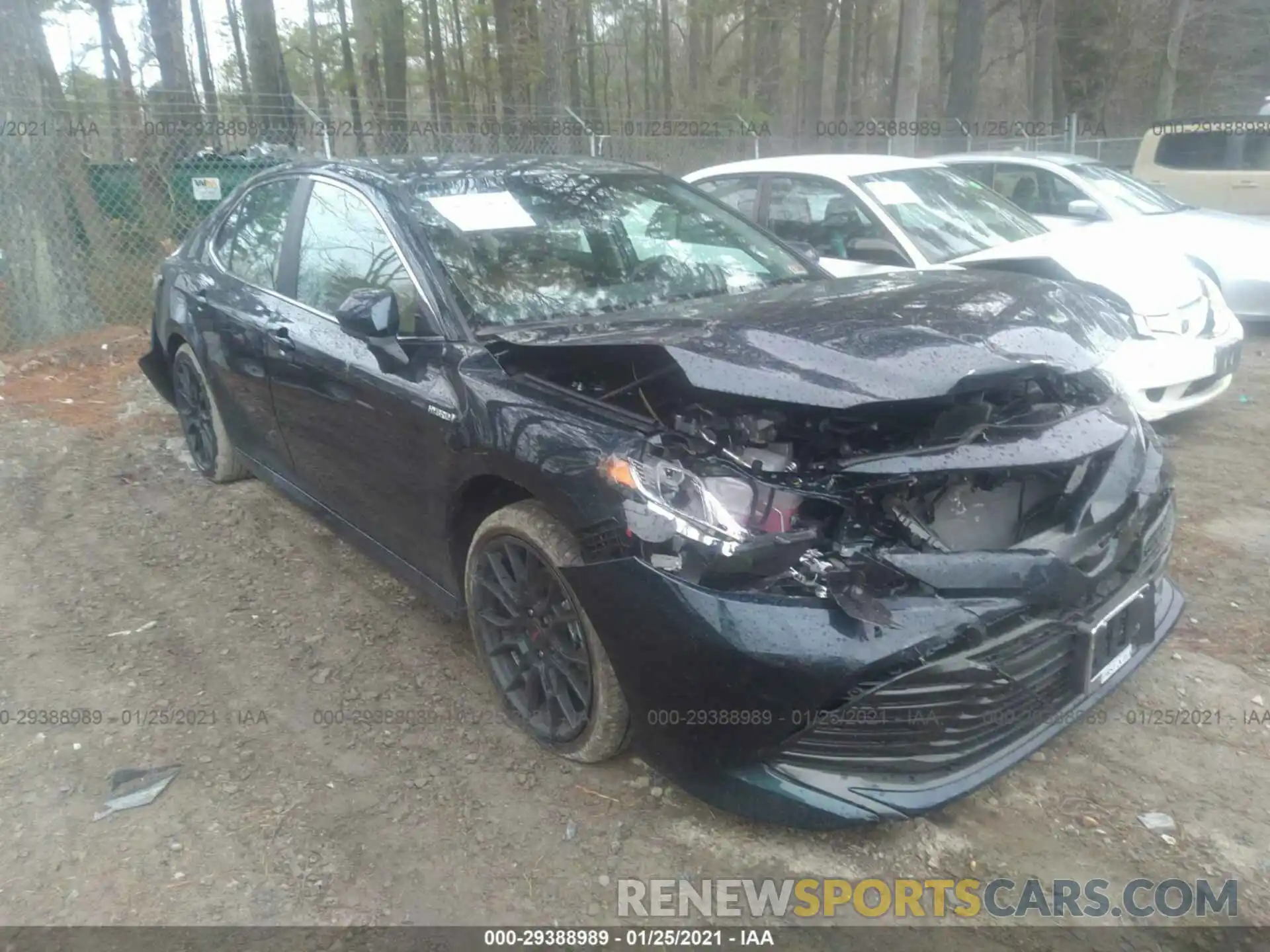 1 Photograph of a damaged car 4T1C31AK6LU541217 TOYOTA CAMRY 2020