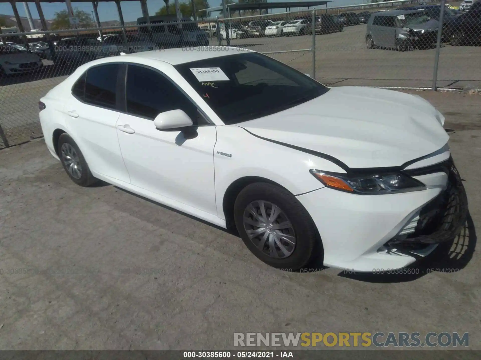 1 Photograph of a damaged car 4T1C31AK6LU545462 TOYOTA CAMRY 2020