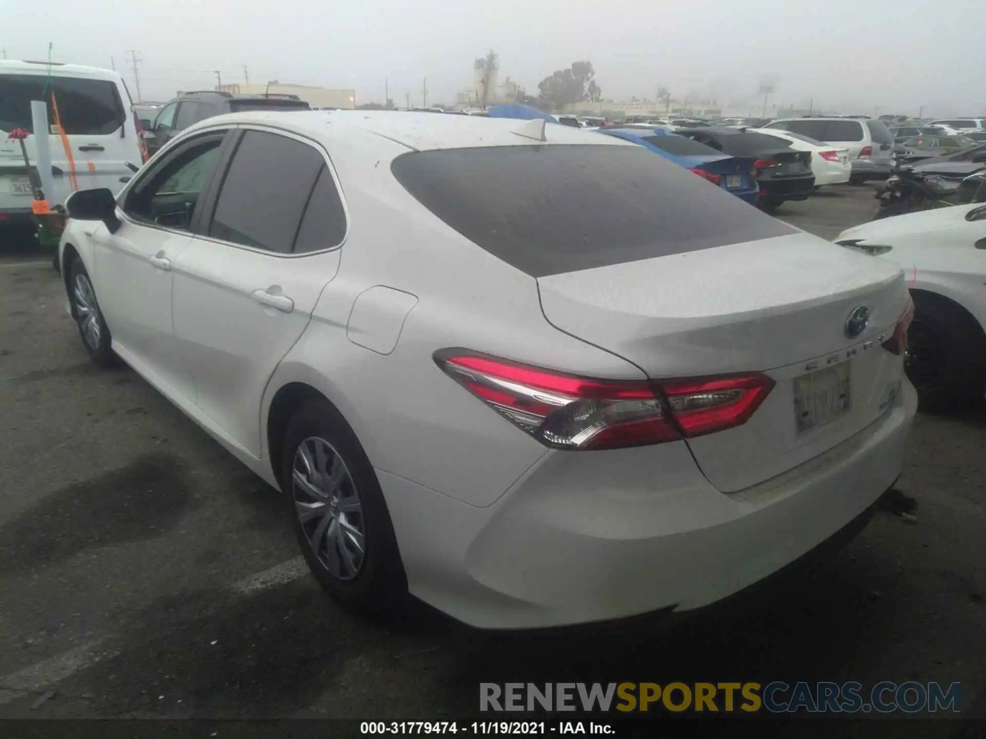 3 Photograph of a damaged car 4T1C31AK7LU013671 TOYOTA CAMRY 2020