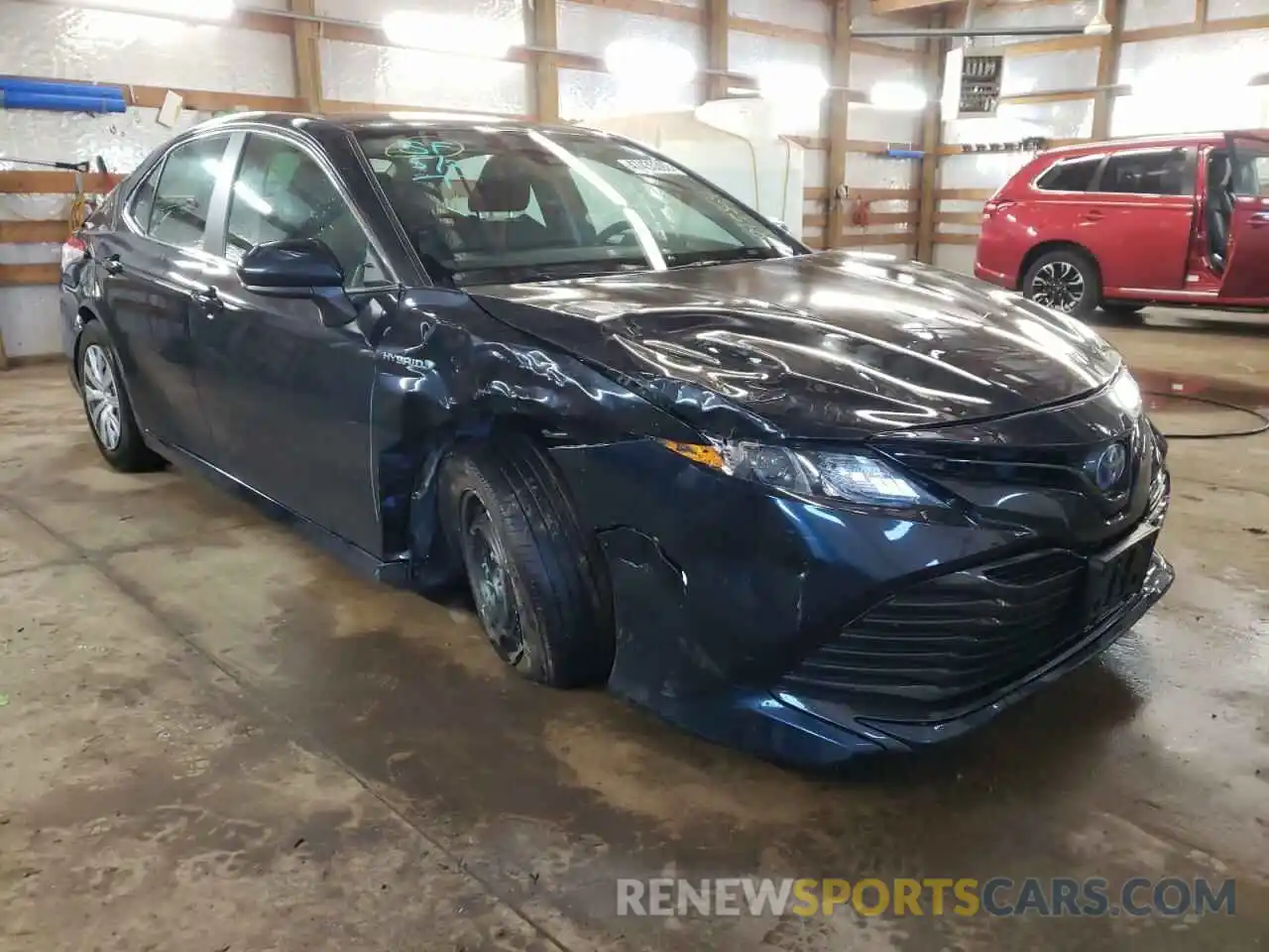 1 Photograph of a damaged car 4T1C31AK7LU019504 TOYOTA CAMRY 2020