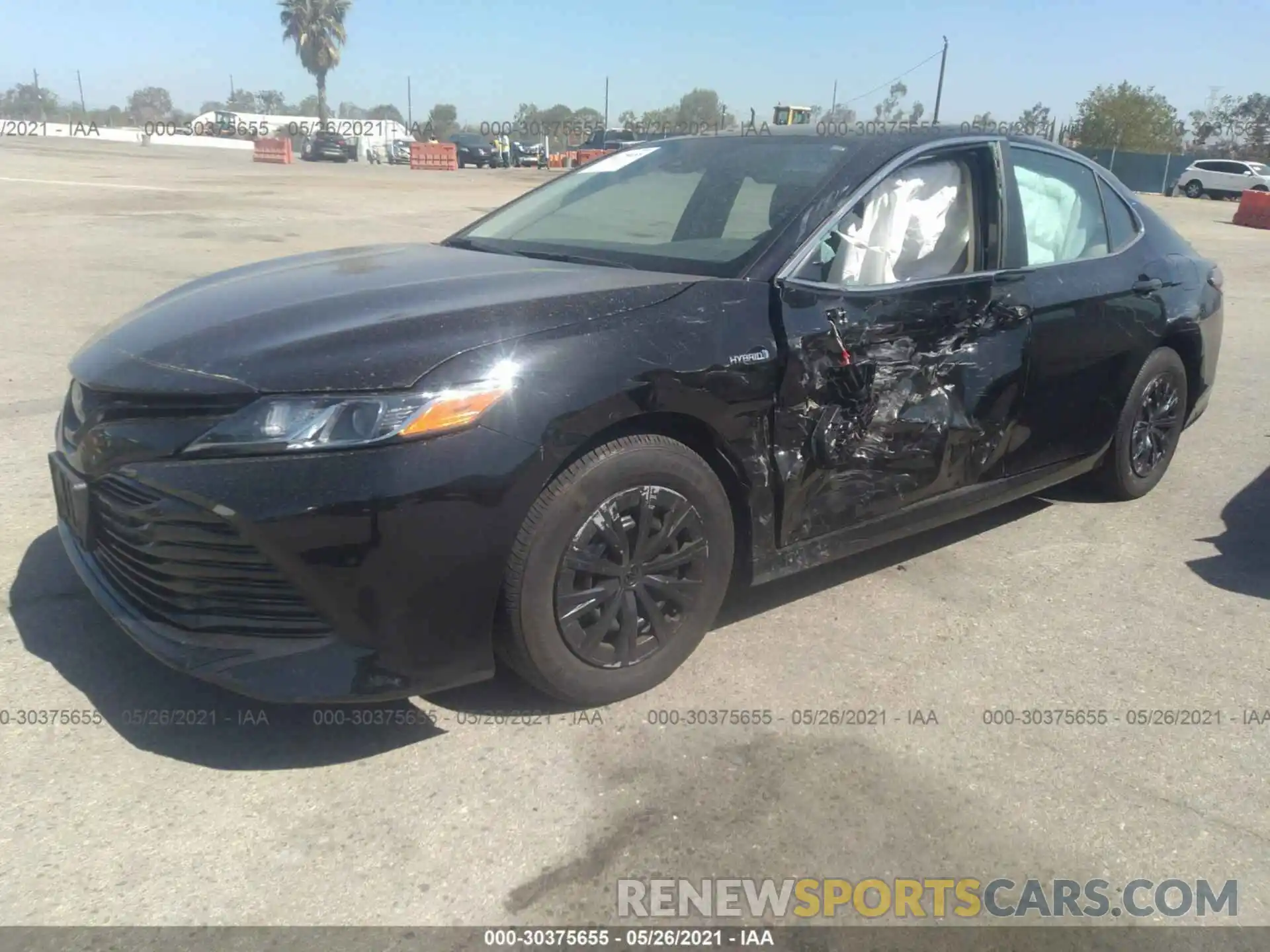 2 Photograph of a damaged car 4T1C31AK7LU519324 TOYOTA CAMRY 2020