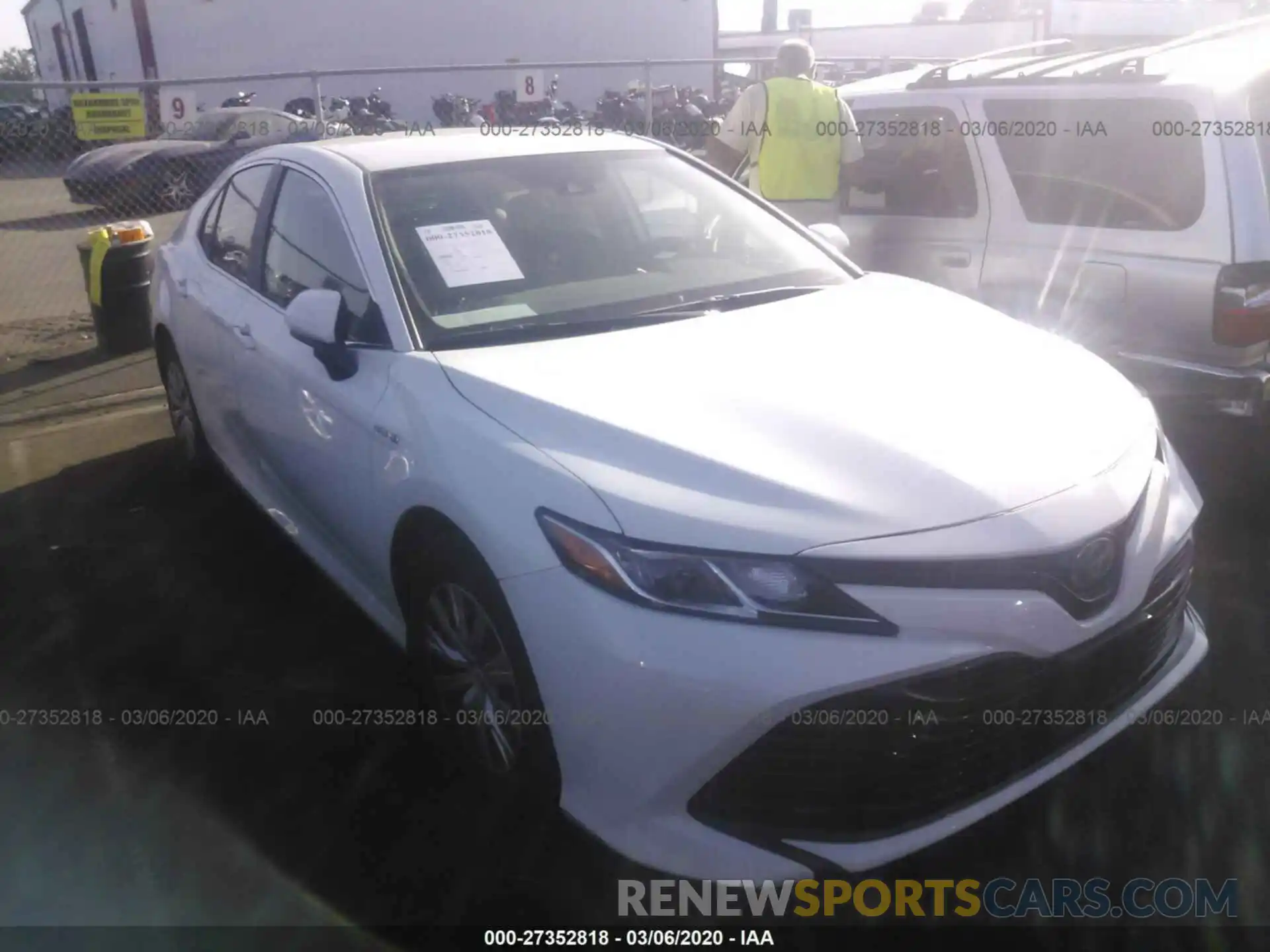 1 Photograph of a damaged car 4T1C31AK7LU522143 TOYOTA CAMRY 2020