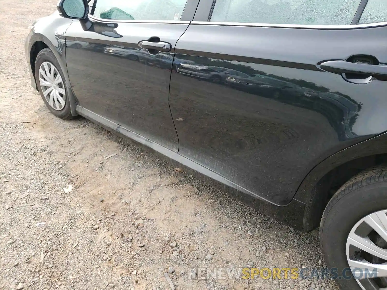 9 Photograph of a damaged car 4T1C31AK7LU526970 TOYOTA CAMRY 2020