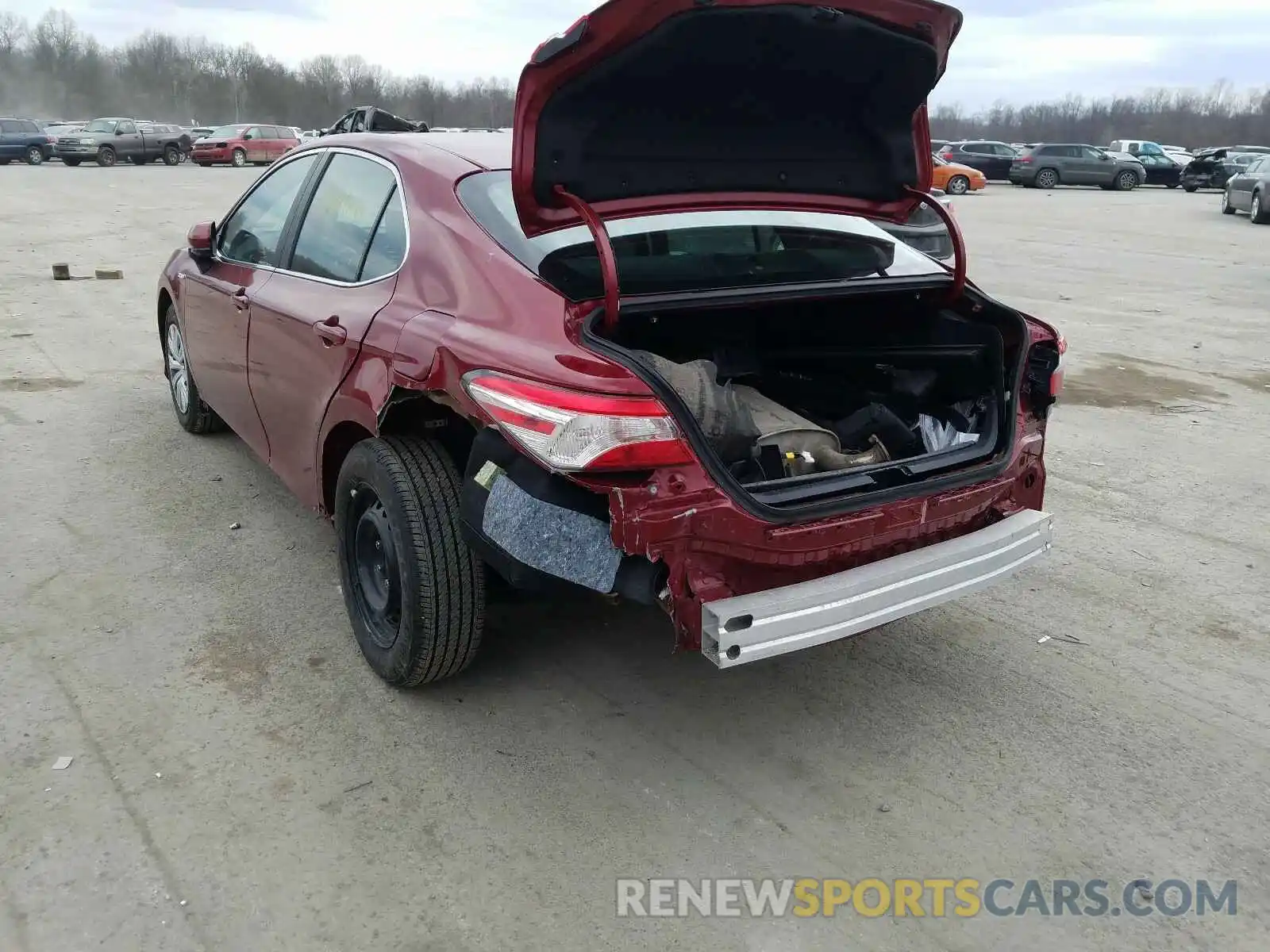 3 Photograph of a damaged car 4T1C31AK7LU527925 TOYOTA CAMRY 2020