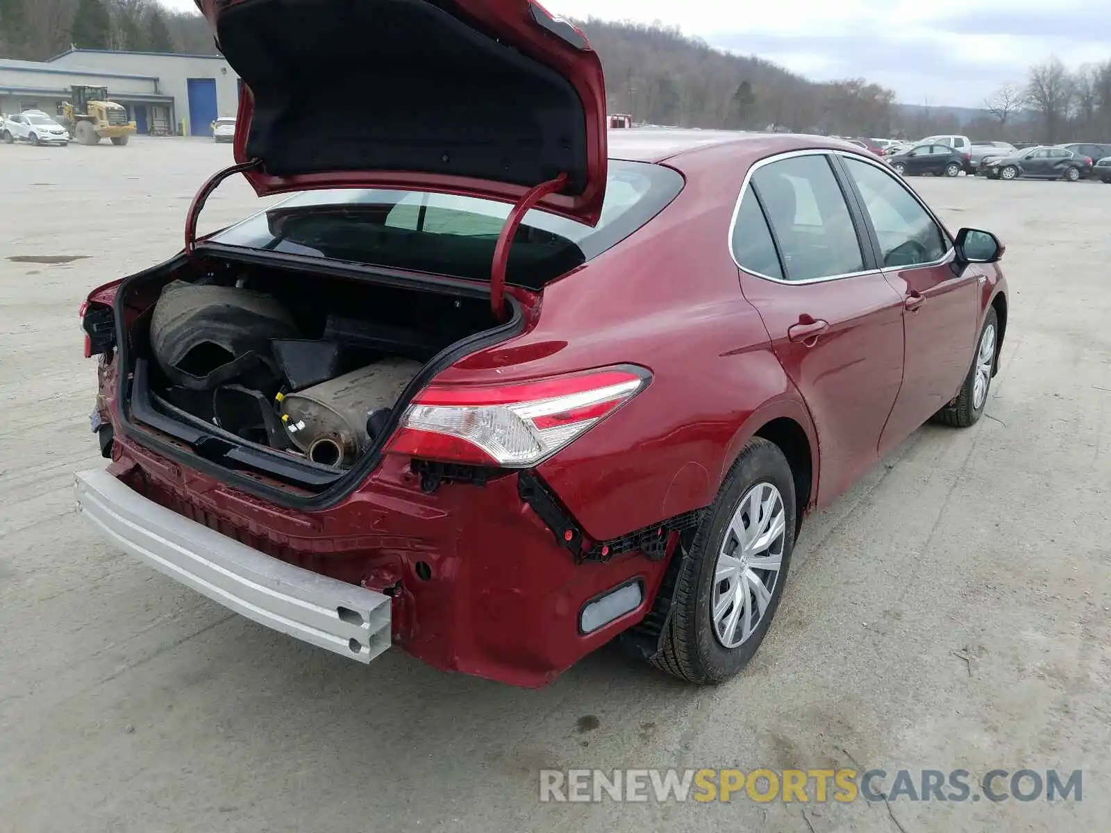 4 Photograph of a damaged car 4T1C31AK7LU527925 TOYOTA CAMRY 2020