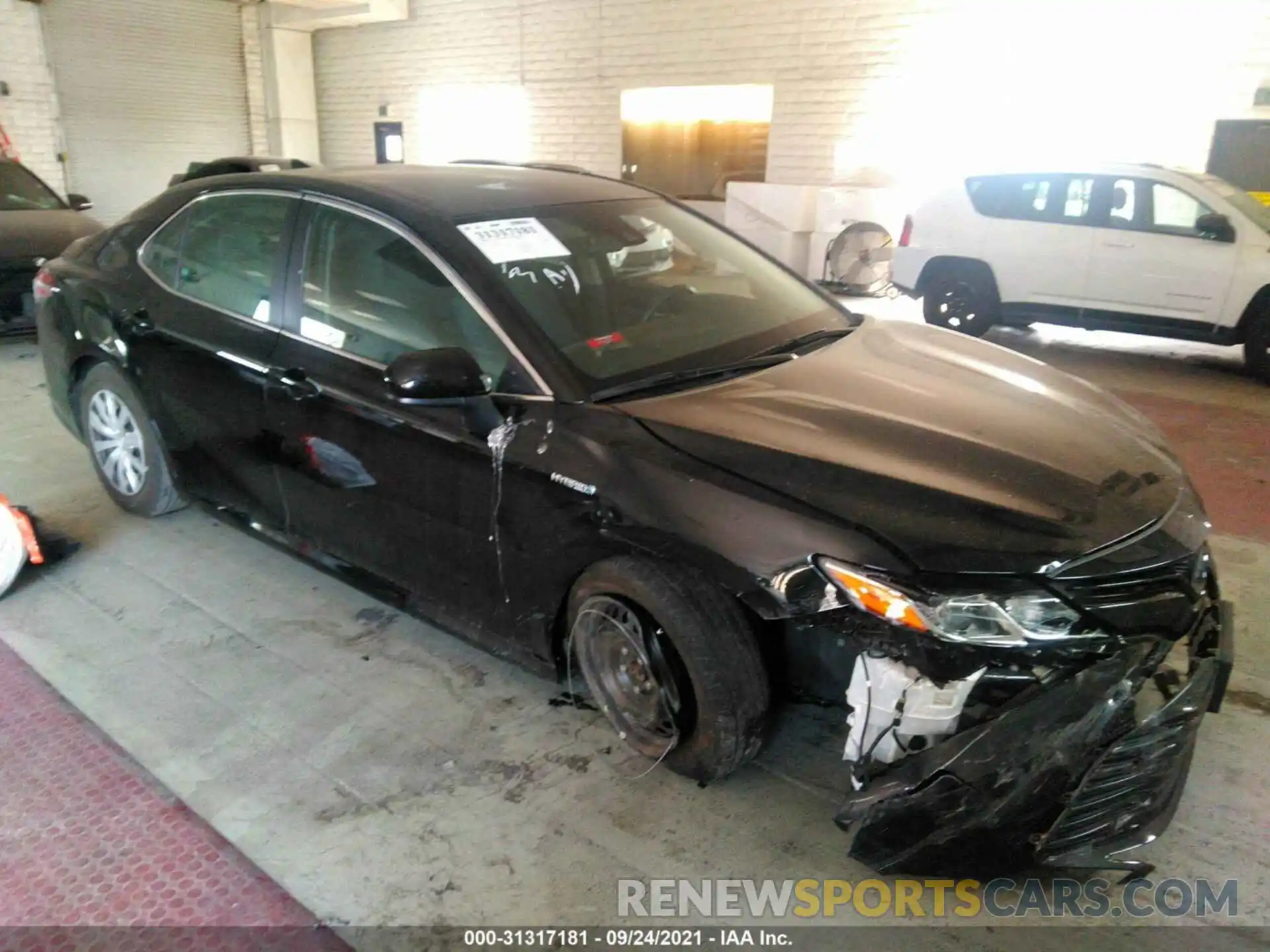 1 Photograph of a damaged car 4T1C31AK7LU536852 TOYOTA CAMRY 2020