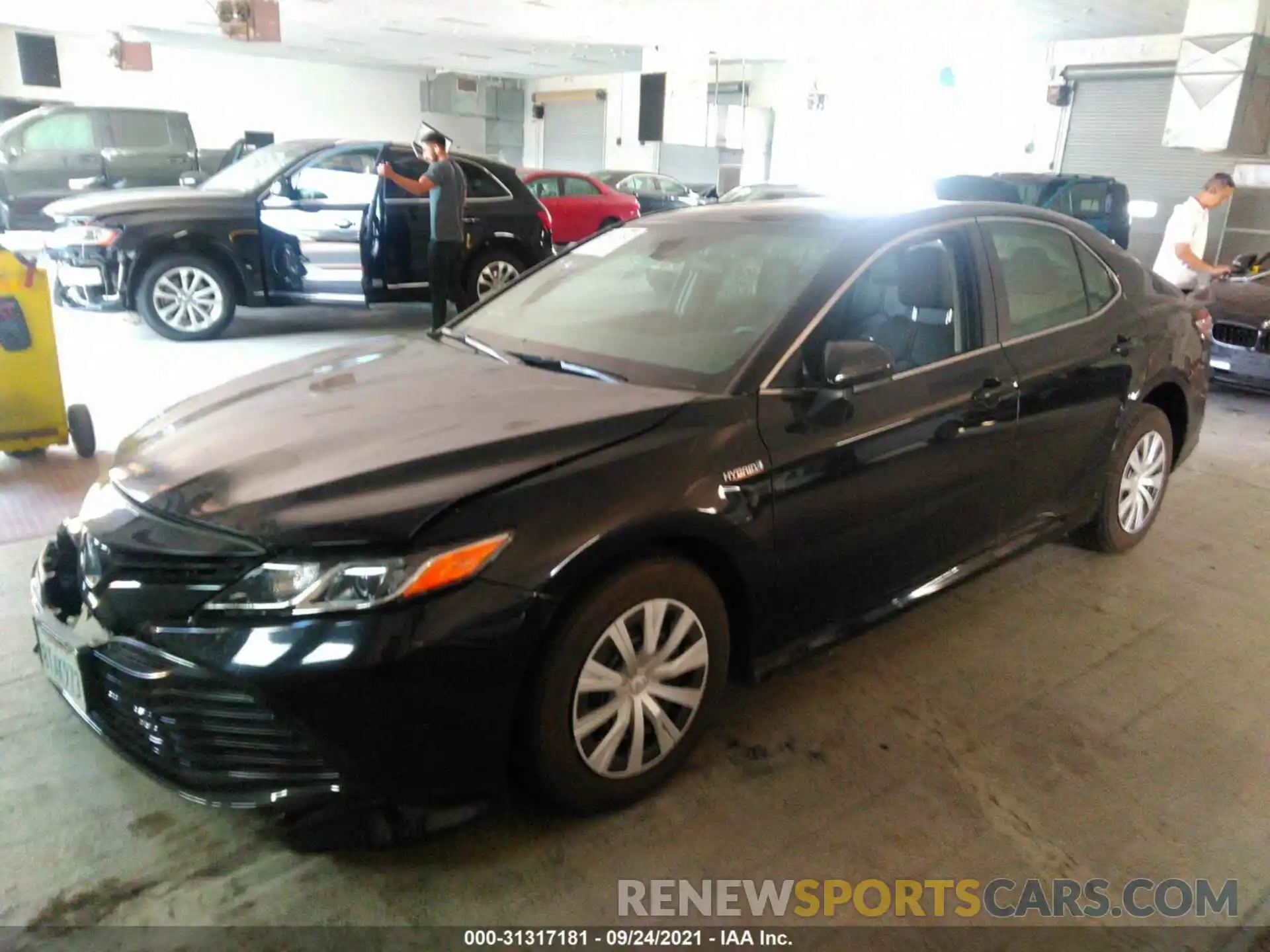 2 Photograph of a damaged car 4T1C31AK7LU536852 TOYOTA CAMRY 2020