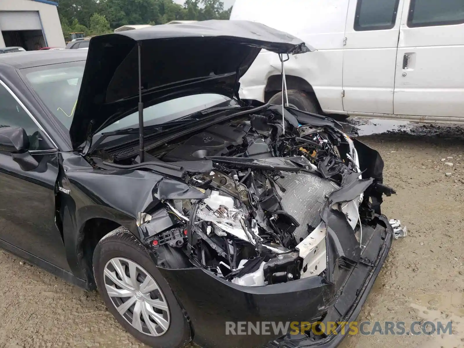 9 Photograph of a damaged car 4T1C31AK7LU540741 TOYOTA CAMRY 2020