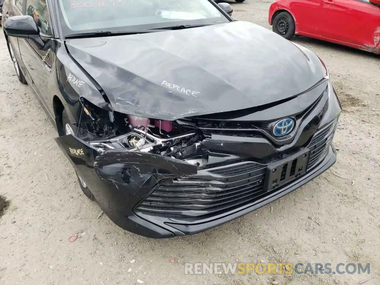 9 Photograph of a damaged car 4T1C31AK7LU541842 TOYOTA CAMRY 2020