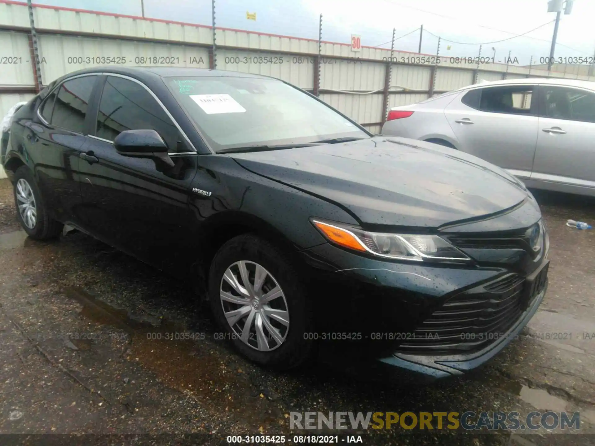 1 Photograph of a damaged car 4T1C31AK7LU542540 TOYOTA CAMRY 2020