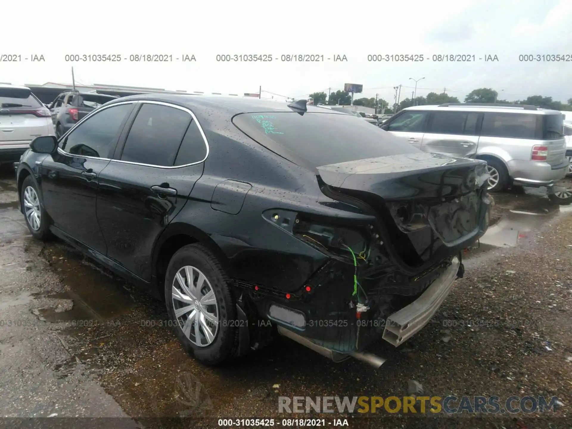 3 Photograph of a damaged car 4T1C31AK7LU542540 TOYOTA CAMRY 2020