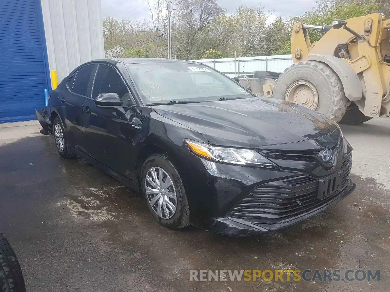 1 Photograph of a damaged car 4T1C31AK8LU523012 TOYOTA CAMRY 2020