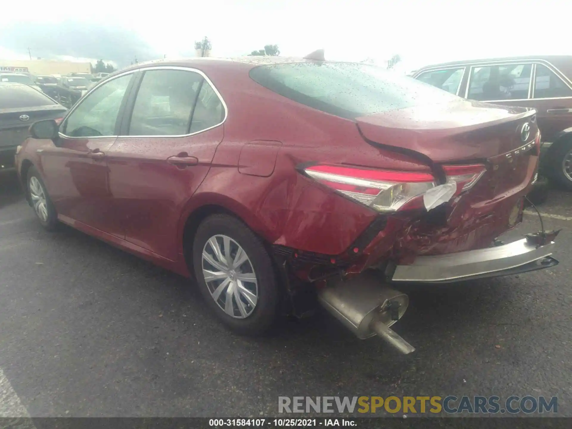 3 Photograph of a damaged car 4T1C31AK8LU526315 TOYOTA CAMRY 2020