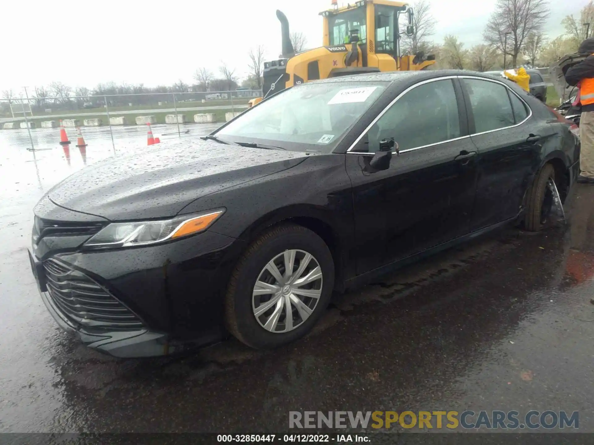 2 Photograph of a damaged car 4T1C31AK8LU531823 TOYOTA CAMRY 2020