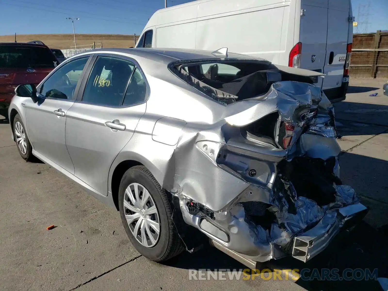 3 Photograph of a damaged car 4T1C31AK8LU533362 TOYOTA CAMRY 2020