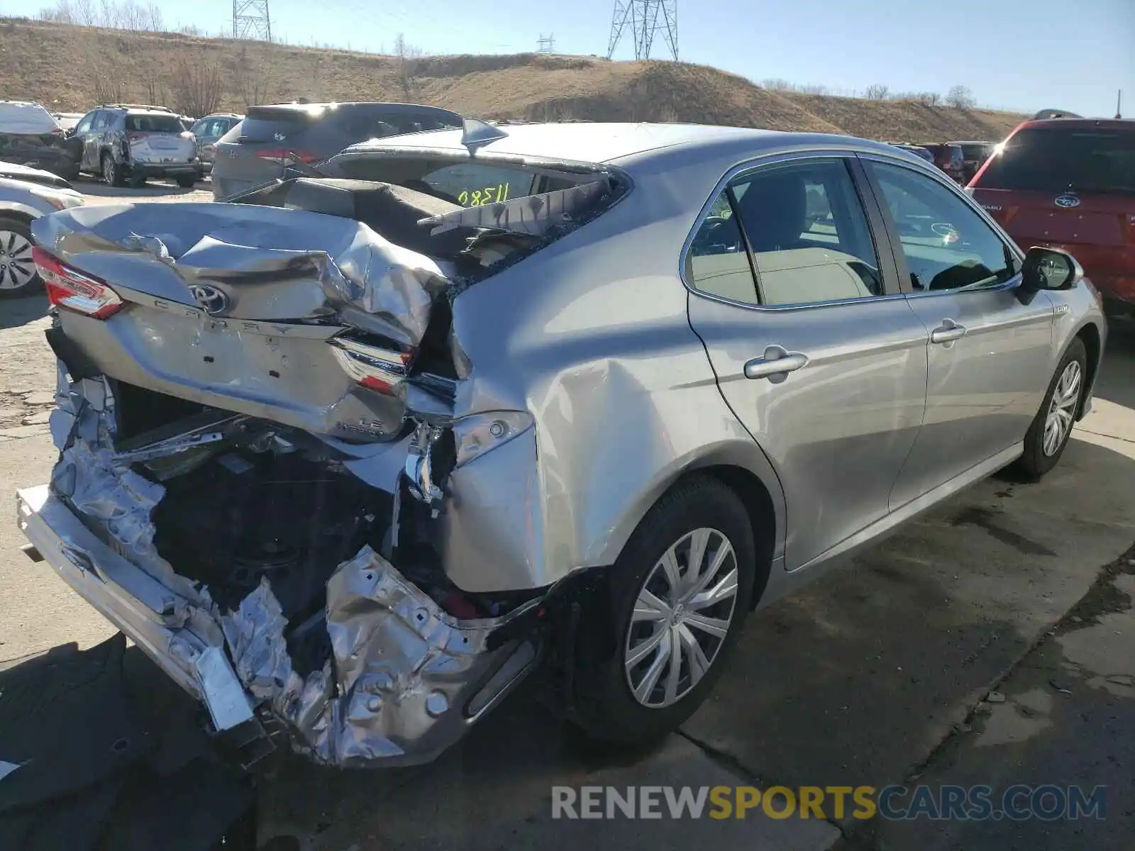 4 Photograph of a damaged car 4T1C31AK8LU533362 TOYOTA CAMRY 2020