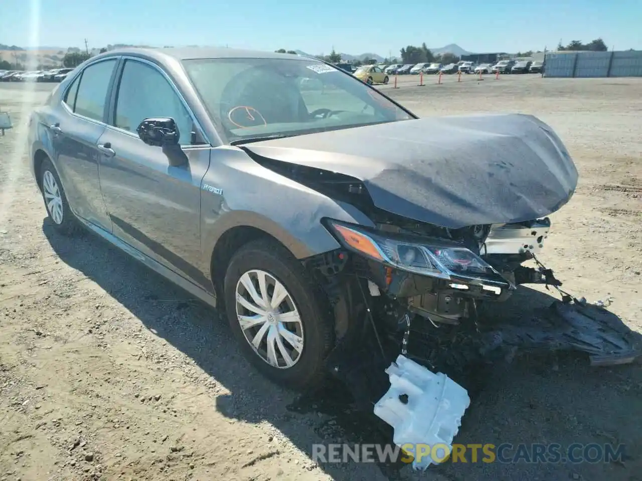 1 Photograph of a damaged car 4T1C31AK8LU534138 TOYOTA CAMRY 2020