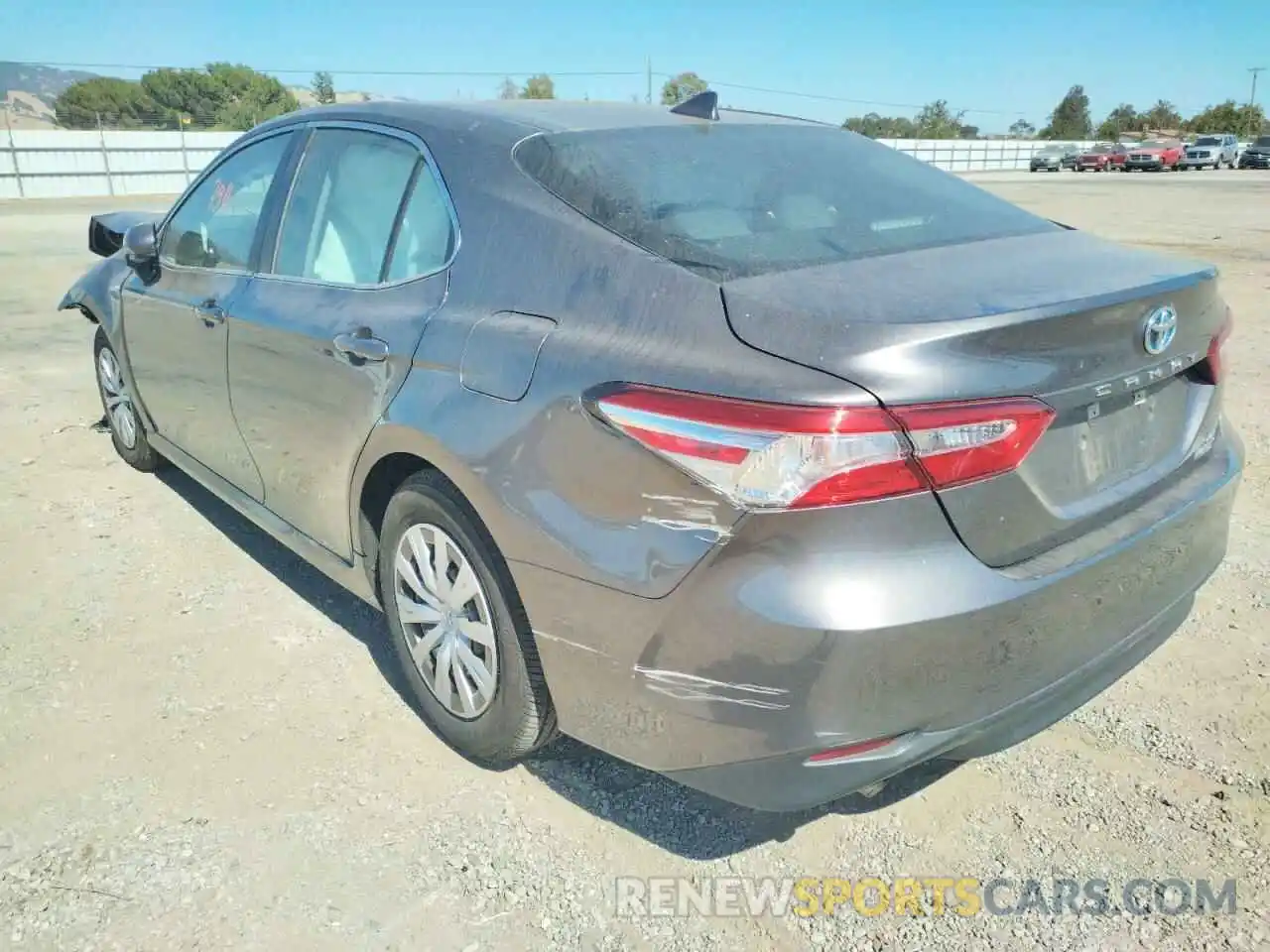 3 Photograph of a damaged car 4T1C31AK8LU534138 TOYOTA CAMRY 2020