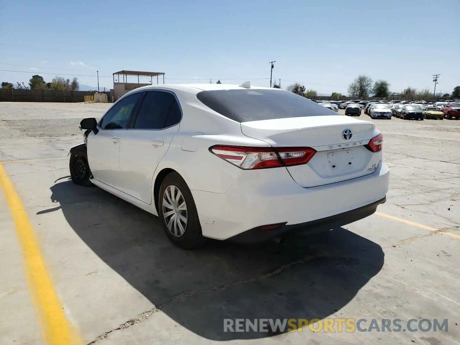 3 Photograph of a damaged car 4T1C31AK8LU538447 TOYOTA CAMRY 2020