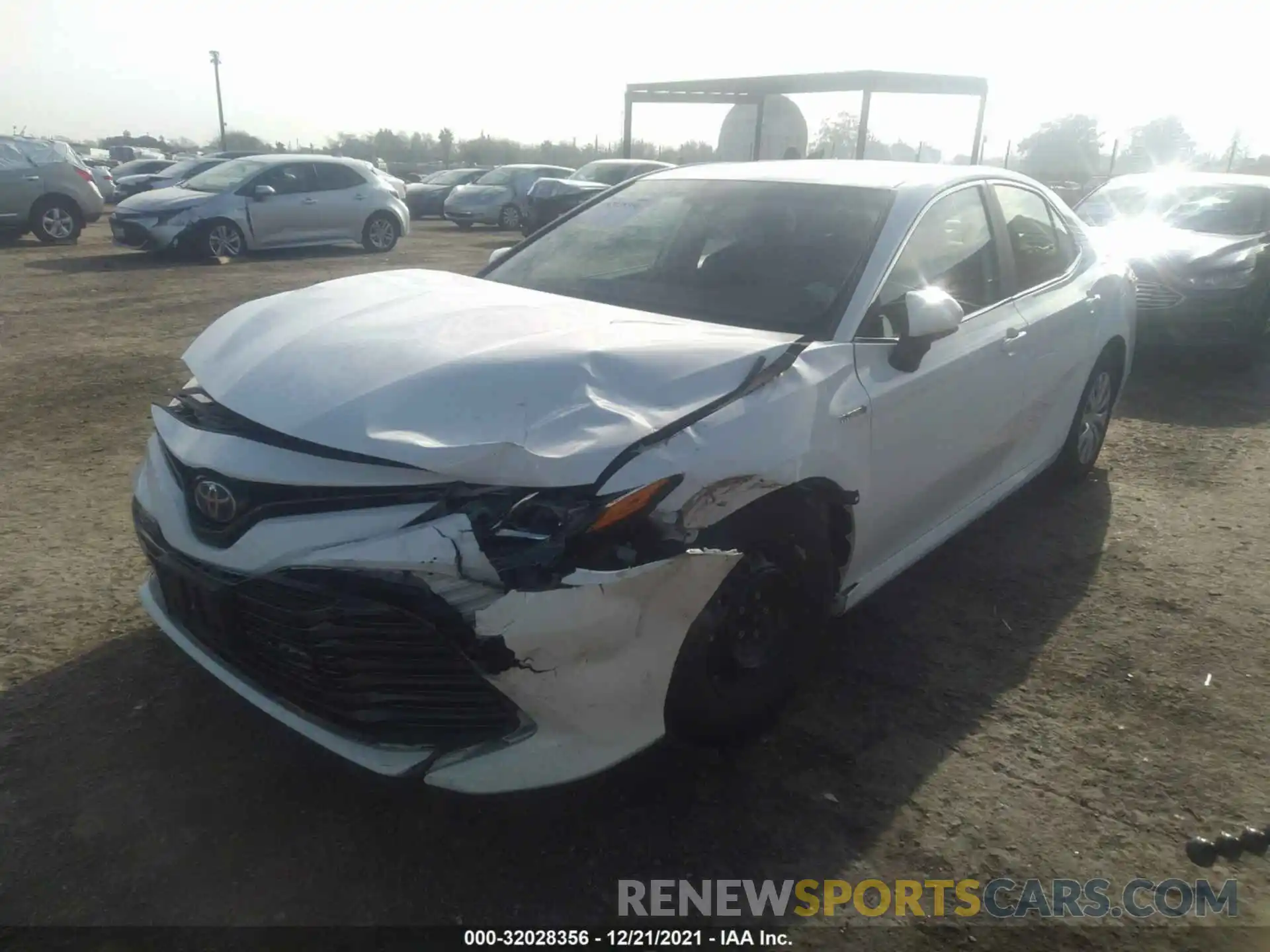 2 Photograph of a damaged car 4T1C31AK8LU546290 TOYOTA CAMRY 2020