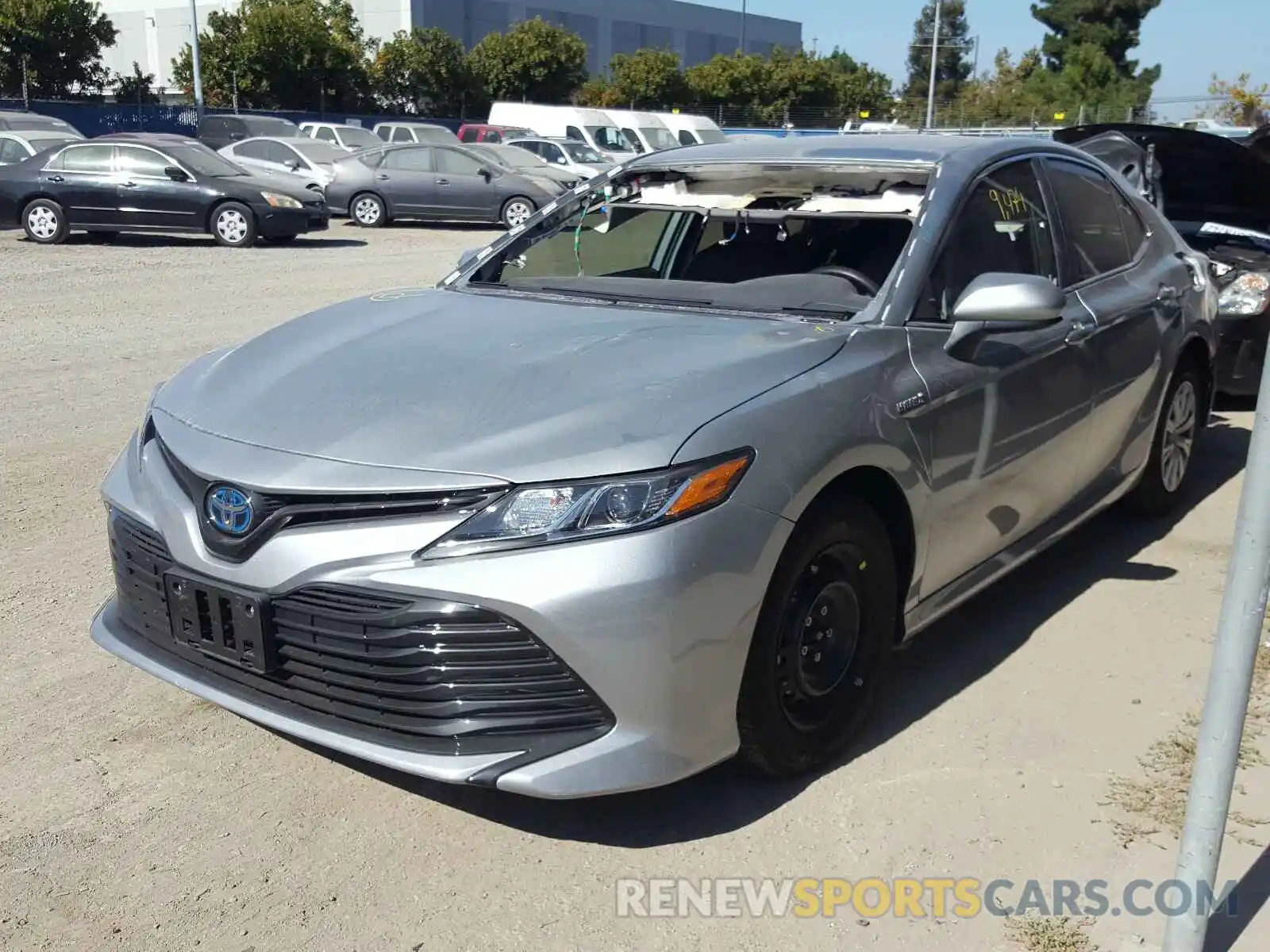 2 Photograph of a damaged car 4T1C31AK9LU013753 TOYOTA CAMRY 2020