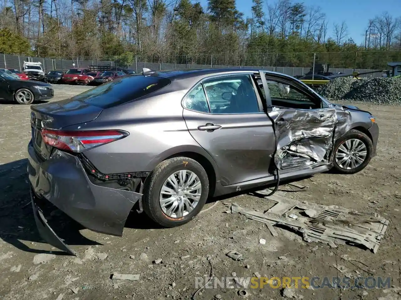 3 Photograph of a damaged car 4T1C31AK9LU015759 TOYOTA CAMRY 2020