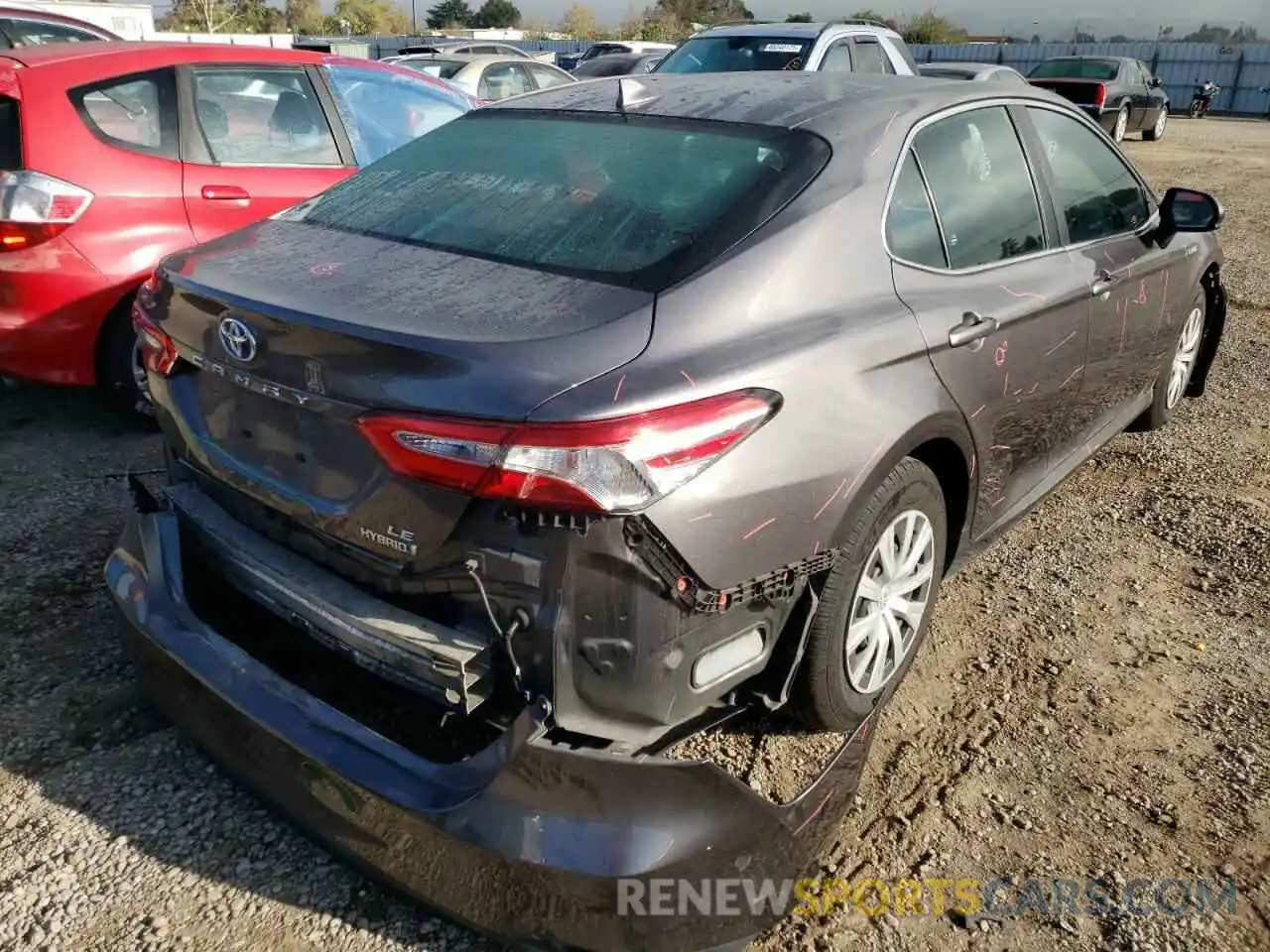 4 Photograph of a damaged car 4T1C31AK9LU519891 TOYOTA CAMRY 2020