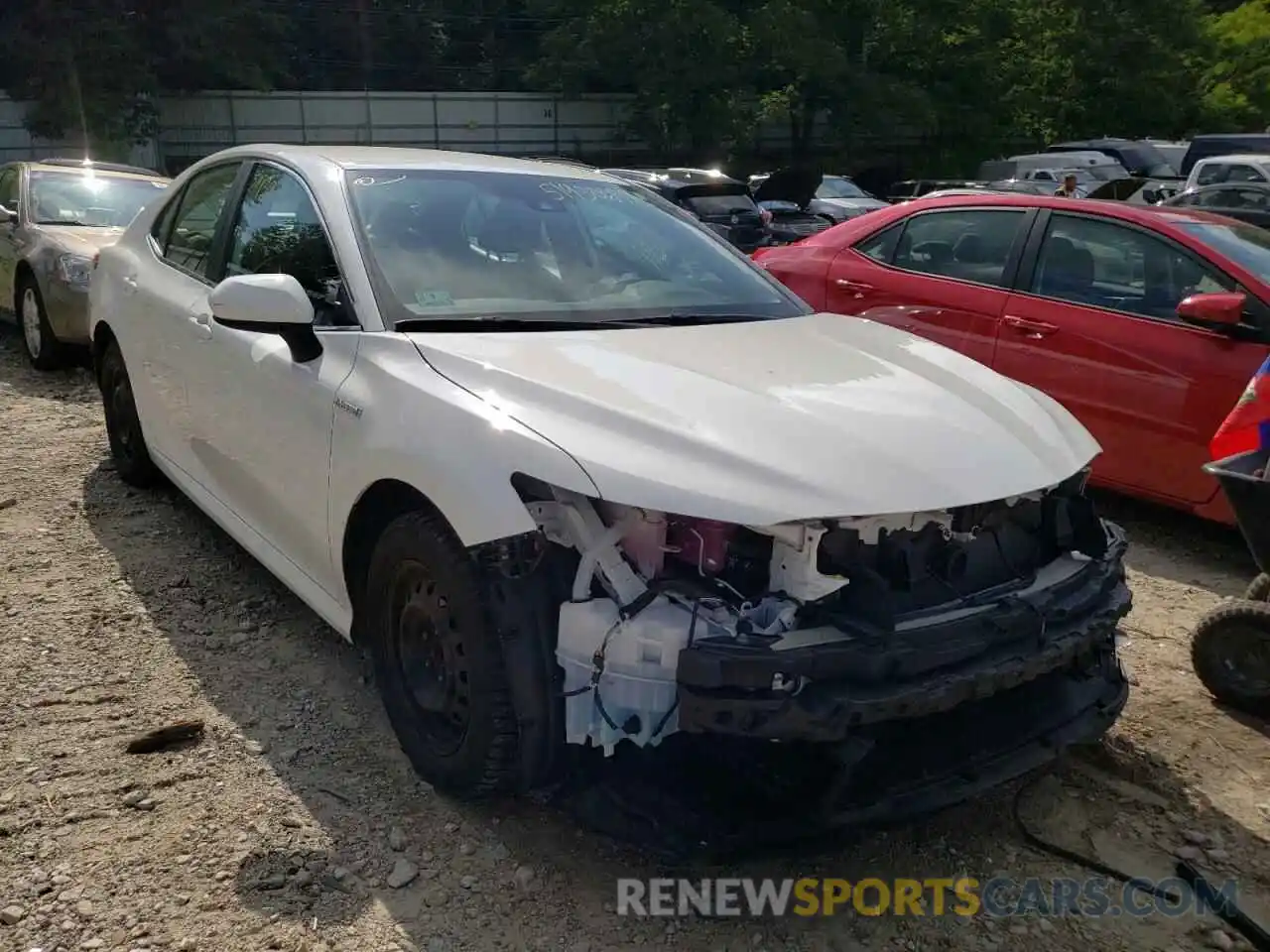 1 Photograph of a damaged car 4T1C31AK9LU527411 TOYOTA CAMRY 2020