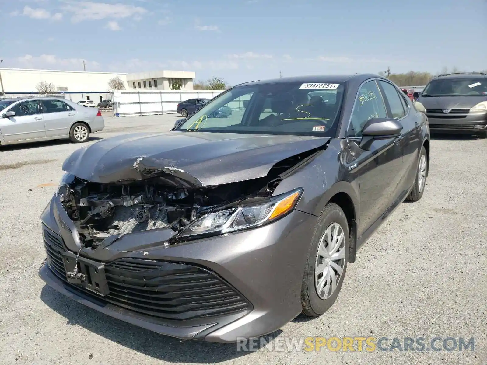 2 Photograph of a damaged car 4T1C31AK9LU533743 TOYOTA CAMRY 2020