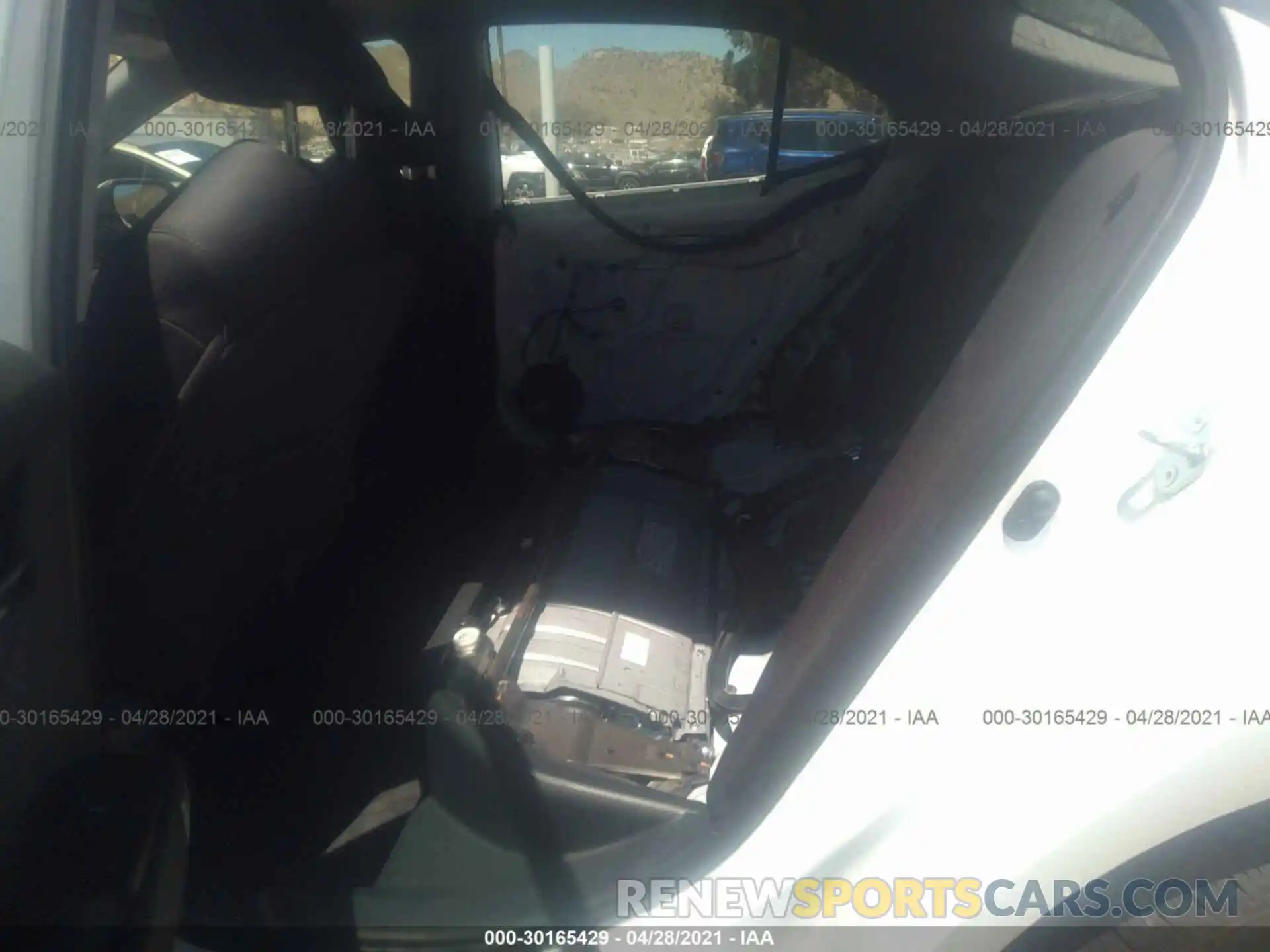 8 Photograph of a damaged car 4T1C31AK9LU534066 TOYOTA CAMRY 2020