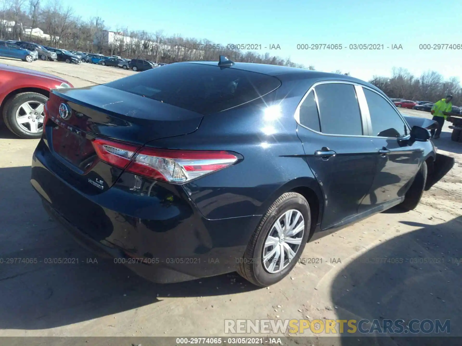 4 Photograph of a damaged car 4T1C31AK9LU537923 TOYOTA CAMRY 2020