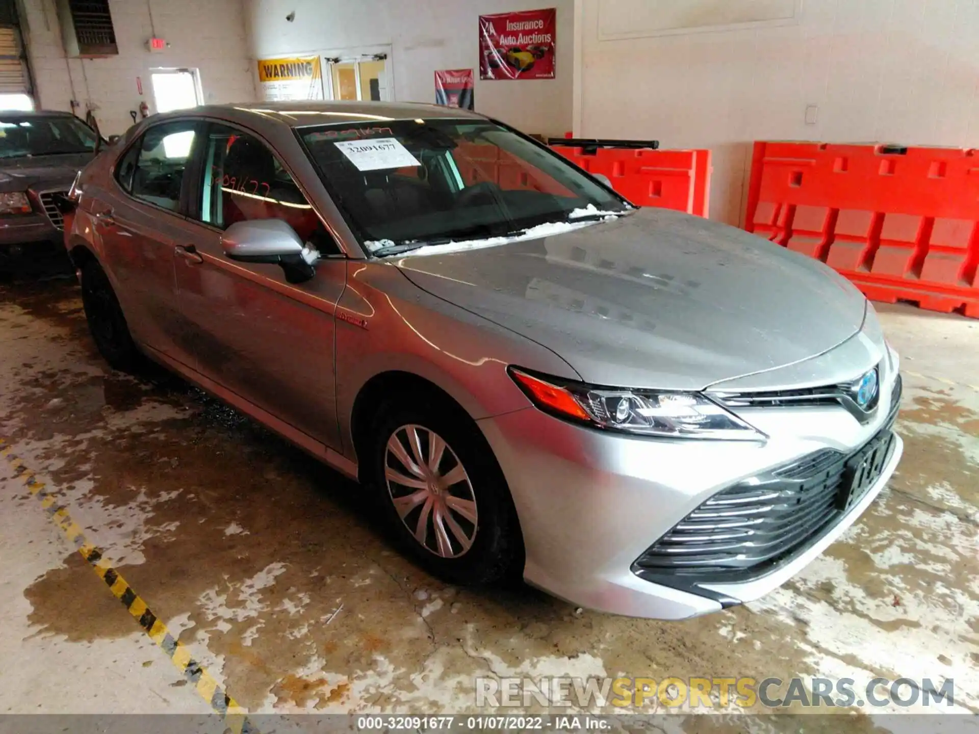 1 Photograph of a damaged car 4T1C31AK9LU538456 TOYOTA CAMRY 2020