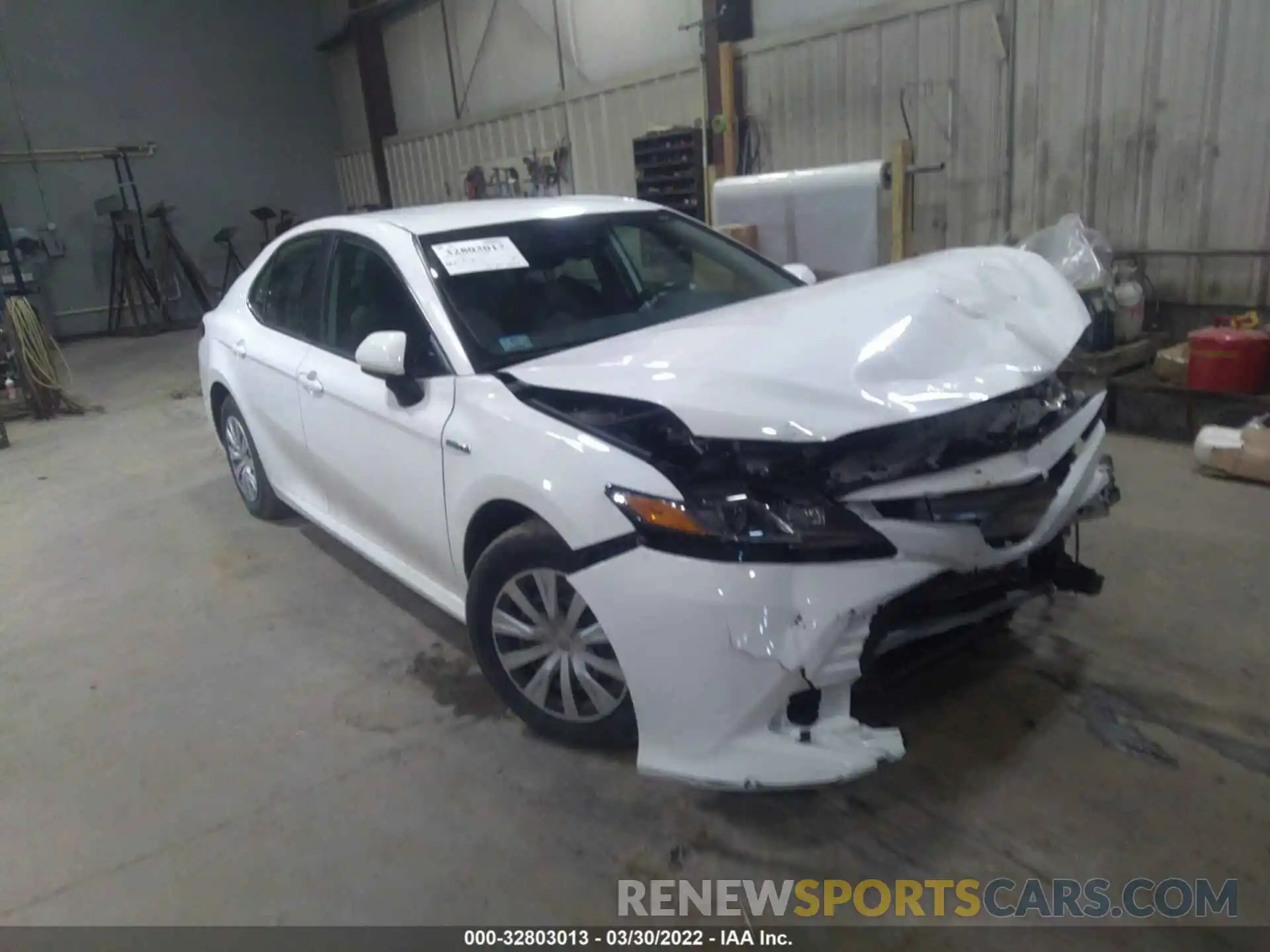 1 Photograph of a damaged car 4T1C31AKBLU527612 TOYOTA CAMRY 2020