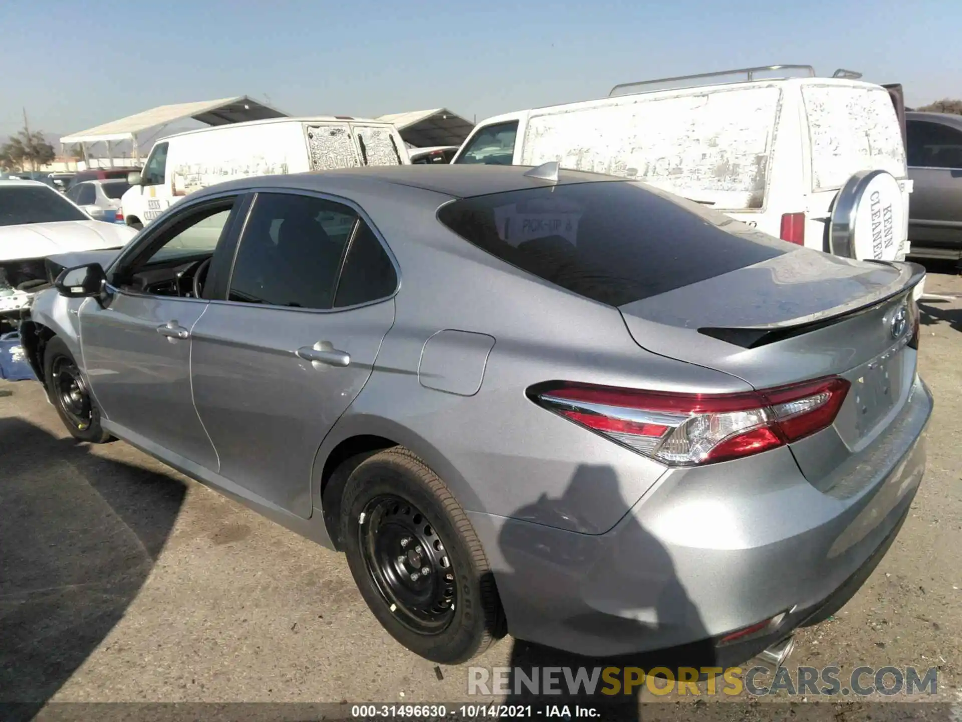 3 Photograph of a damaged car 4T1C31AKXLU010926 TOYOTA CAMRY 2020