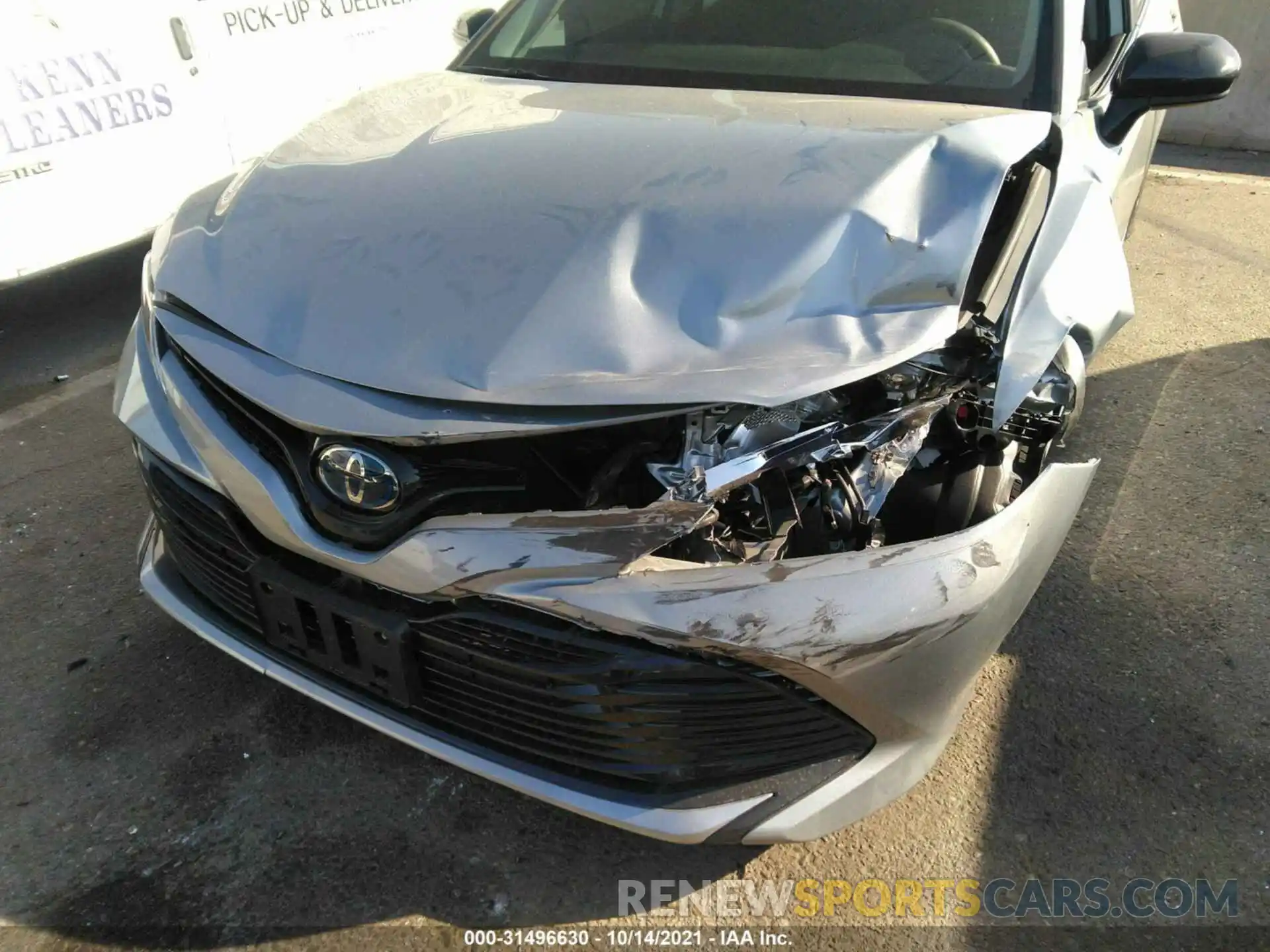 6 Photograph of a damaged car 4T1C31AKXLU010926 TOYOTA CAMRY 2020