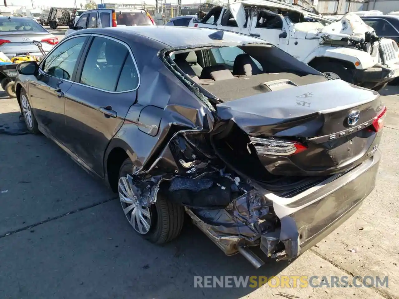 3 Photograph of a damaged car 4T1C31AKXLU011431 TOYOTA CAMRY 2020