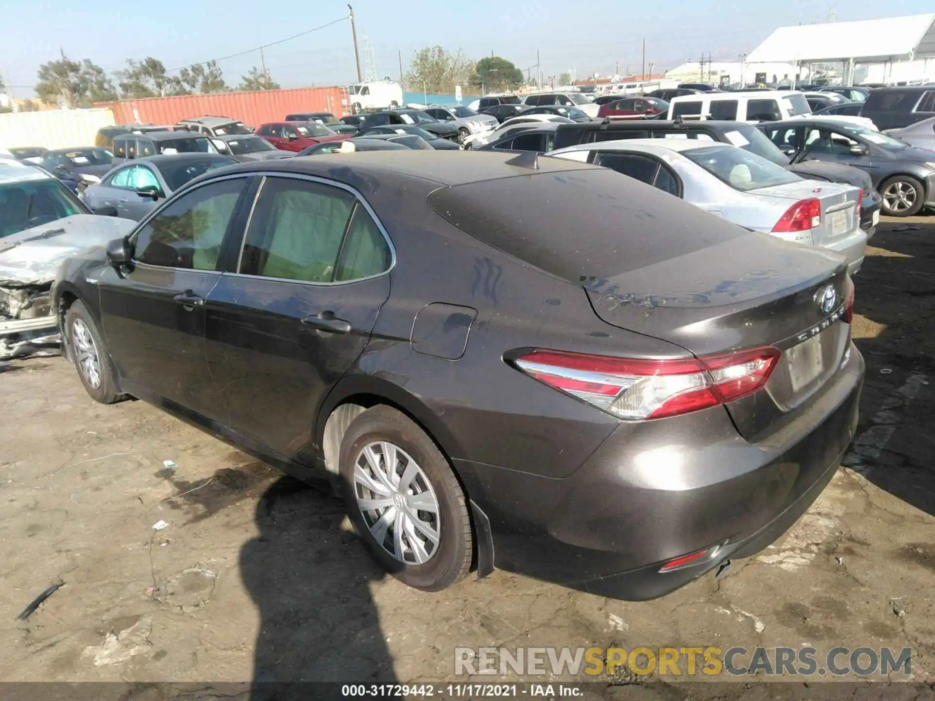 3 Photograph of a damaged car 4T1C31AKXLU013289 TOYOTA CAMRY 2020